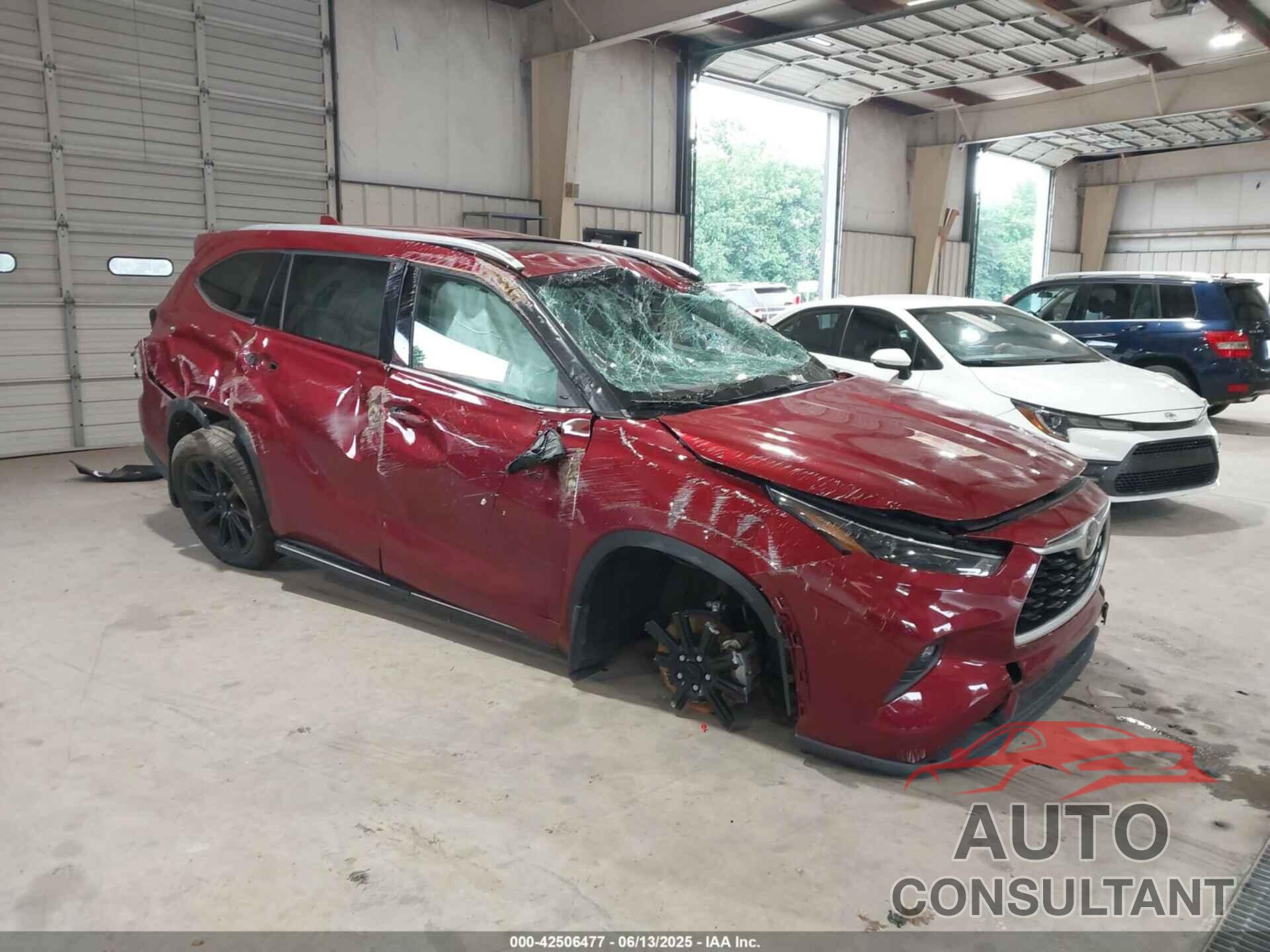 TOYOTA HIGHLANDER 2022 - 5TDGZRAH8NS538978