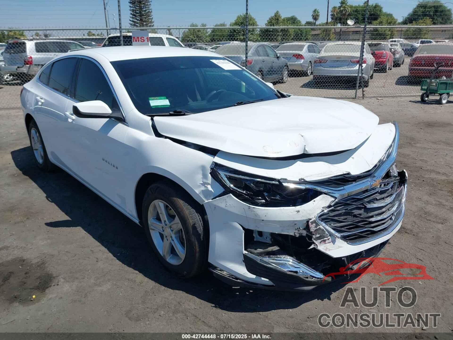 CHEVROLET MALIBU 2020 - 1G1ZC5ST9LF148497