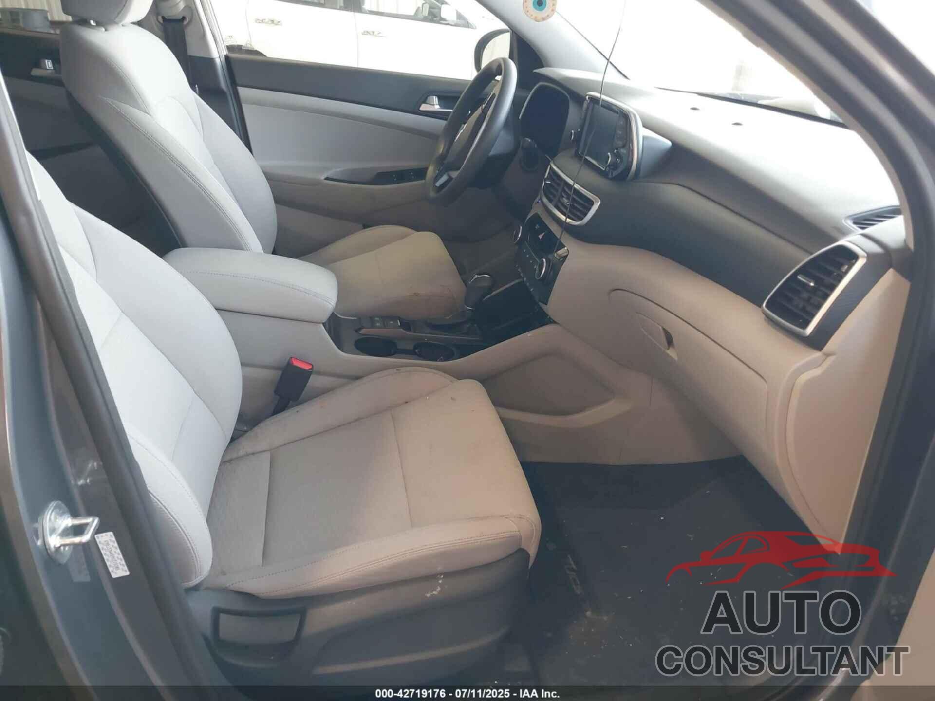HYUNDAI TUCSON 2021 - KM8J33A45MU315305