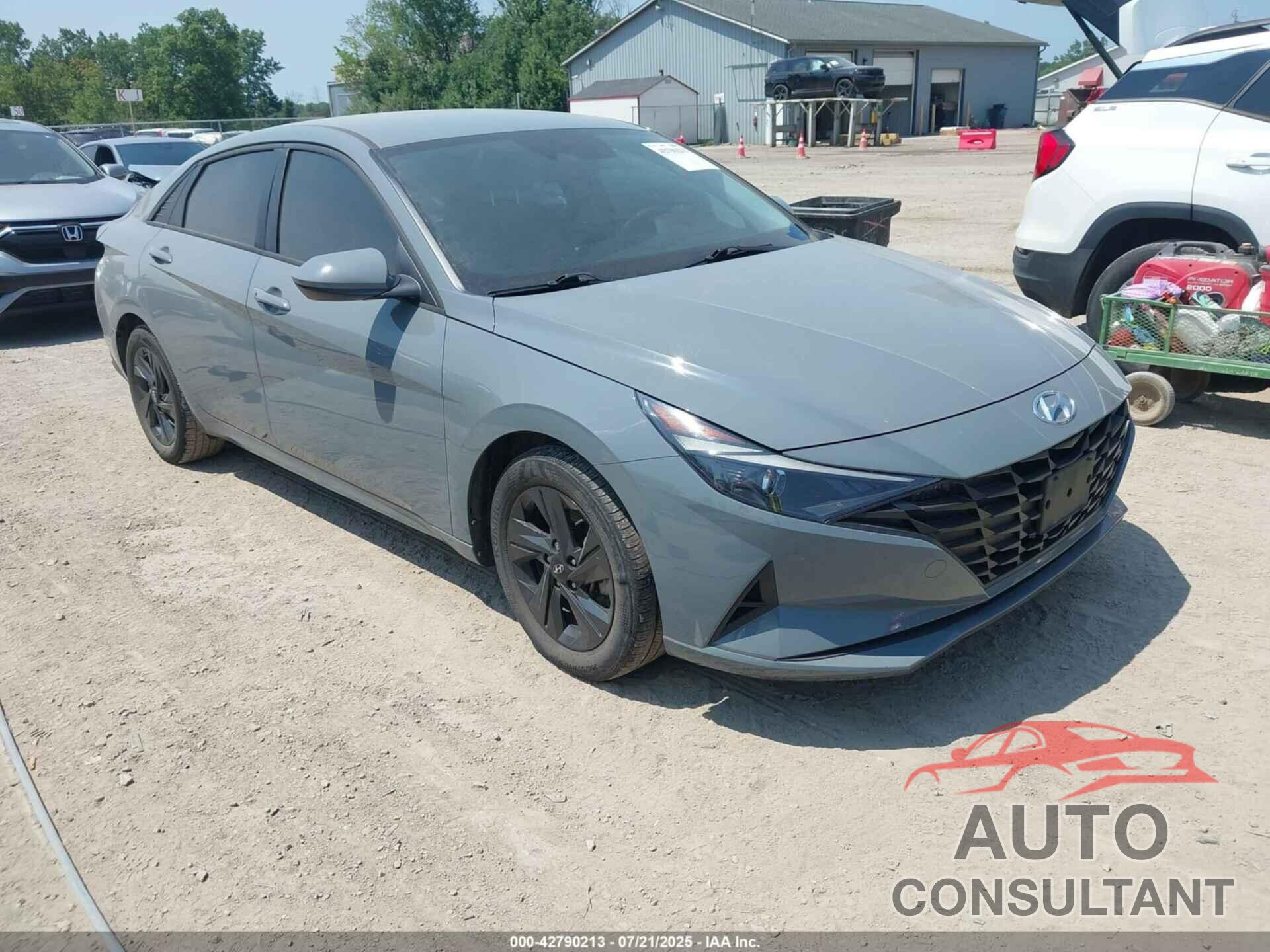 HYUNDAI ELANTRA 2022 - KMHLM4AG4NU332135