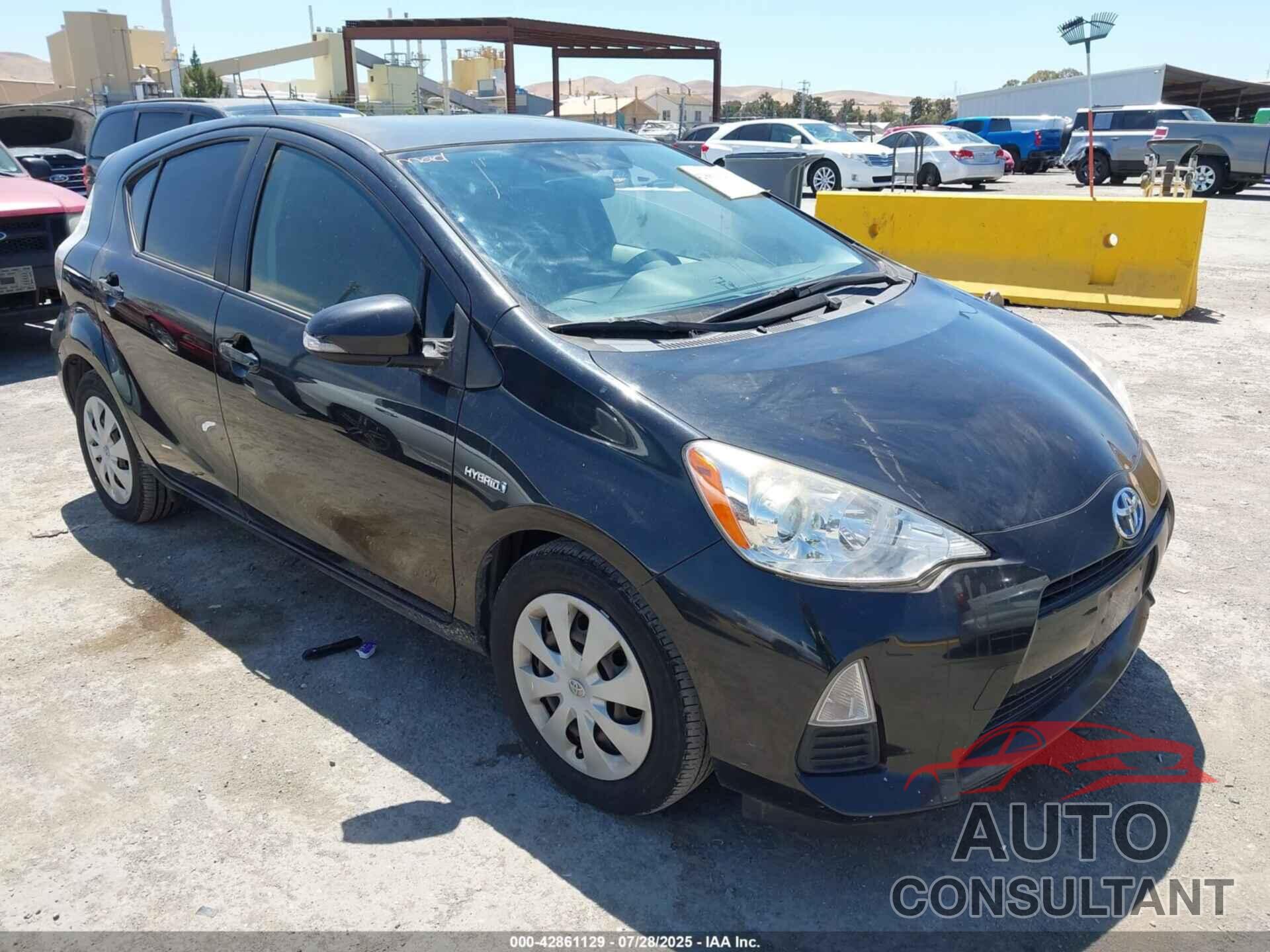 TOYOTA PRIUS C 2014 - JTDKDTB31E1061431