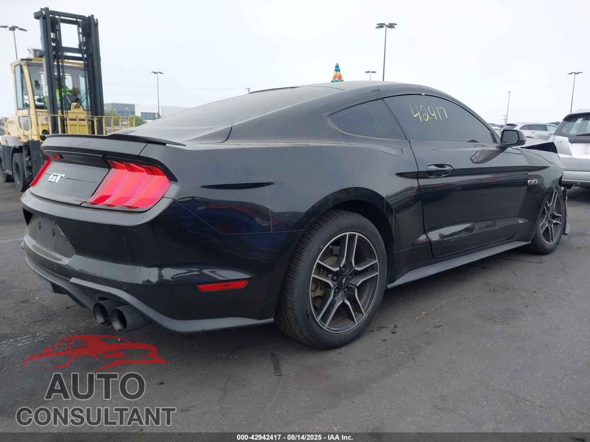FORD MUSTANG 2018 - 1FA6P8CF6J5176775