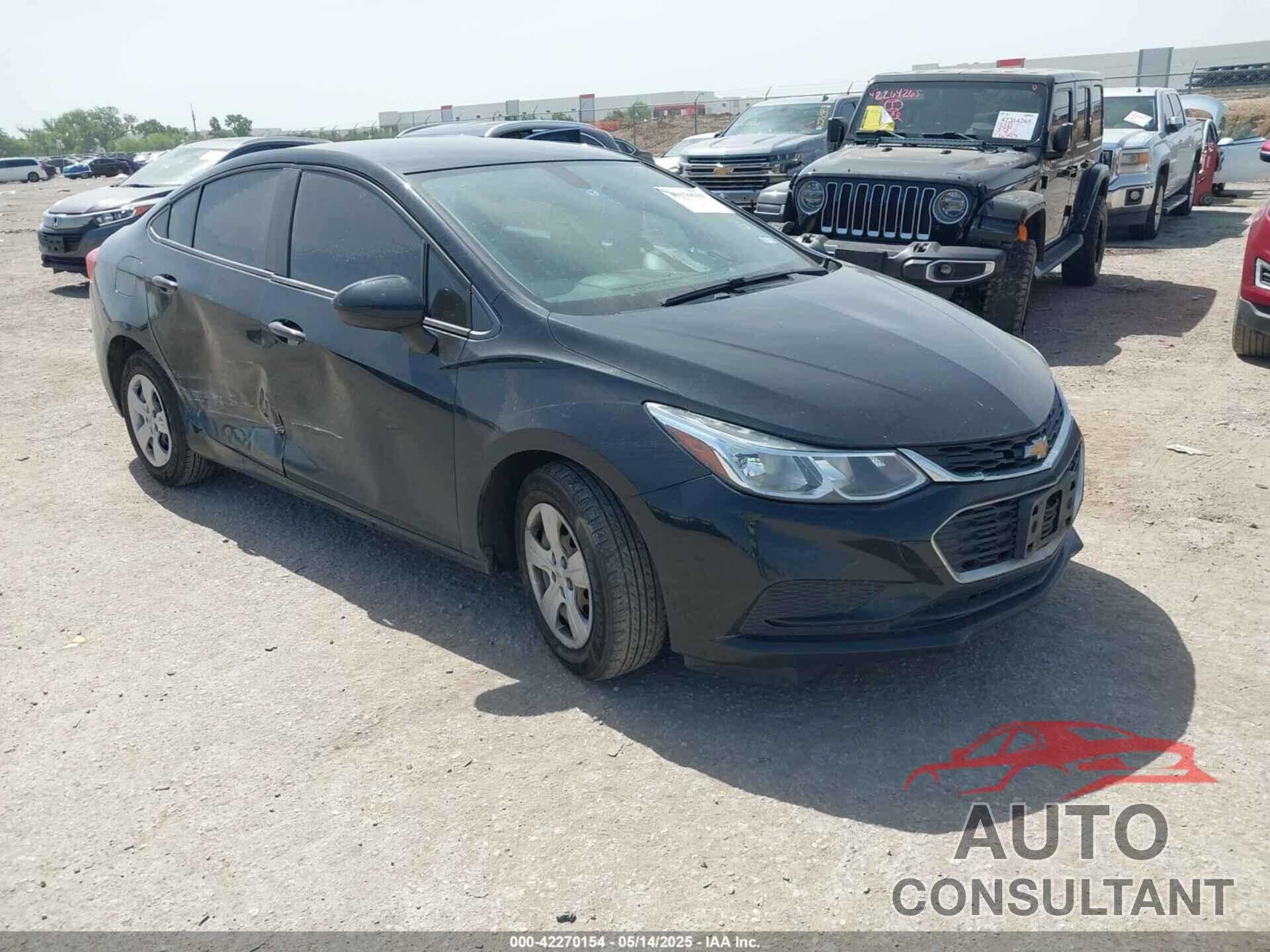 CHEVROLET CRUZE 2018 - 1G1BC5SM0J7138586