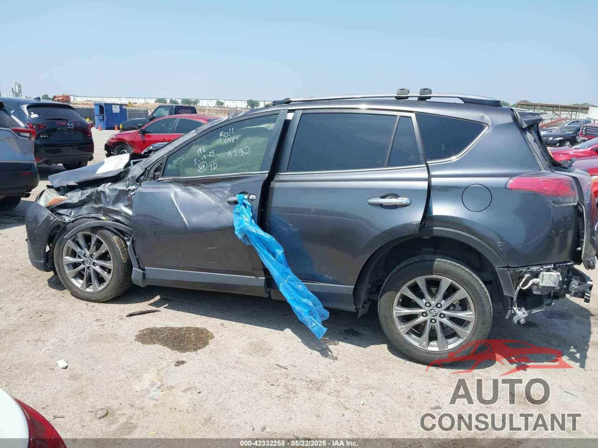 TOYOTA RAV4 2017 - JTMYFREVXHJ719790