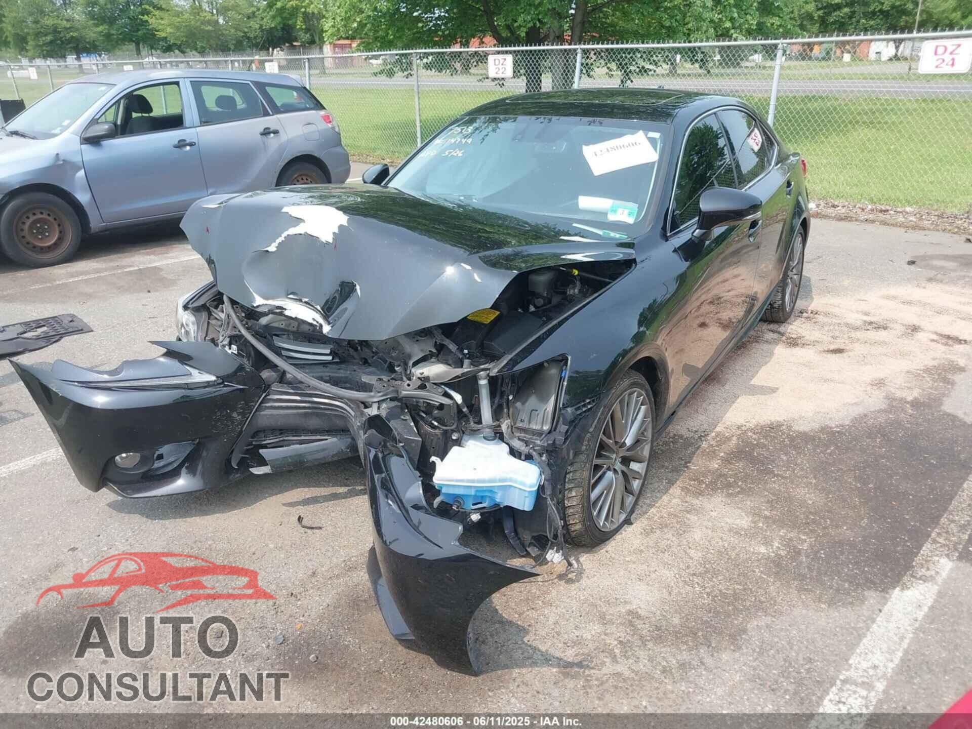LEXUS IS 2014 - JTHCF1D2XE5007513