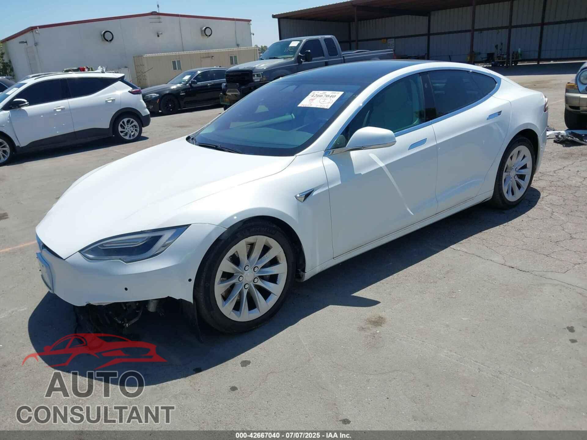 TESLA MODEL S 2017 - 5YJSA1E19HF215502