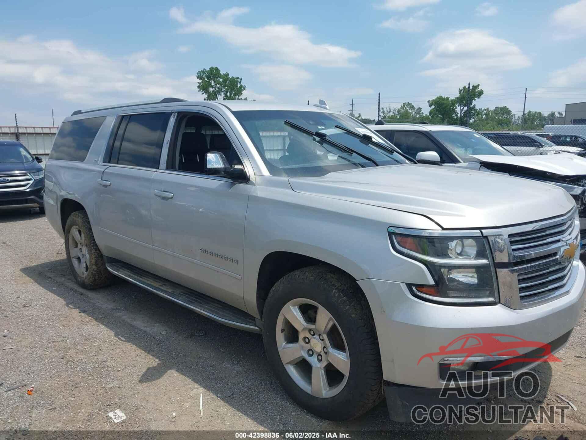 CHEVROLET SUBURBAN 2016 - 1GNSKJKC8GR244377