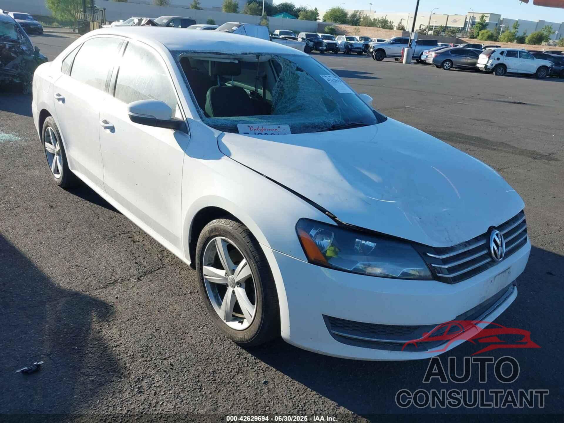 VOLKSWAGEN PASSAT 2013 - 1VWBP7A35DC088678