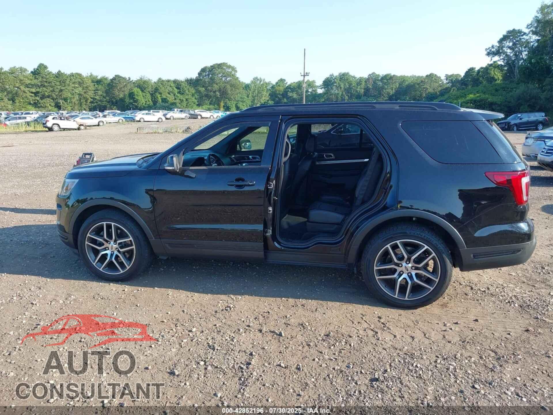 FORD EXPLORER 2018 - 1FM5K8GT2JGA77505