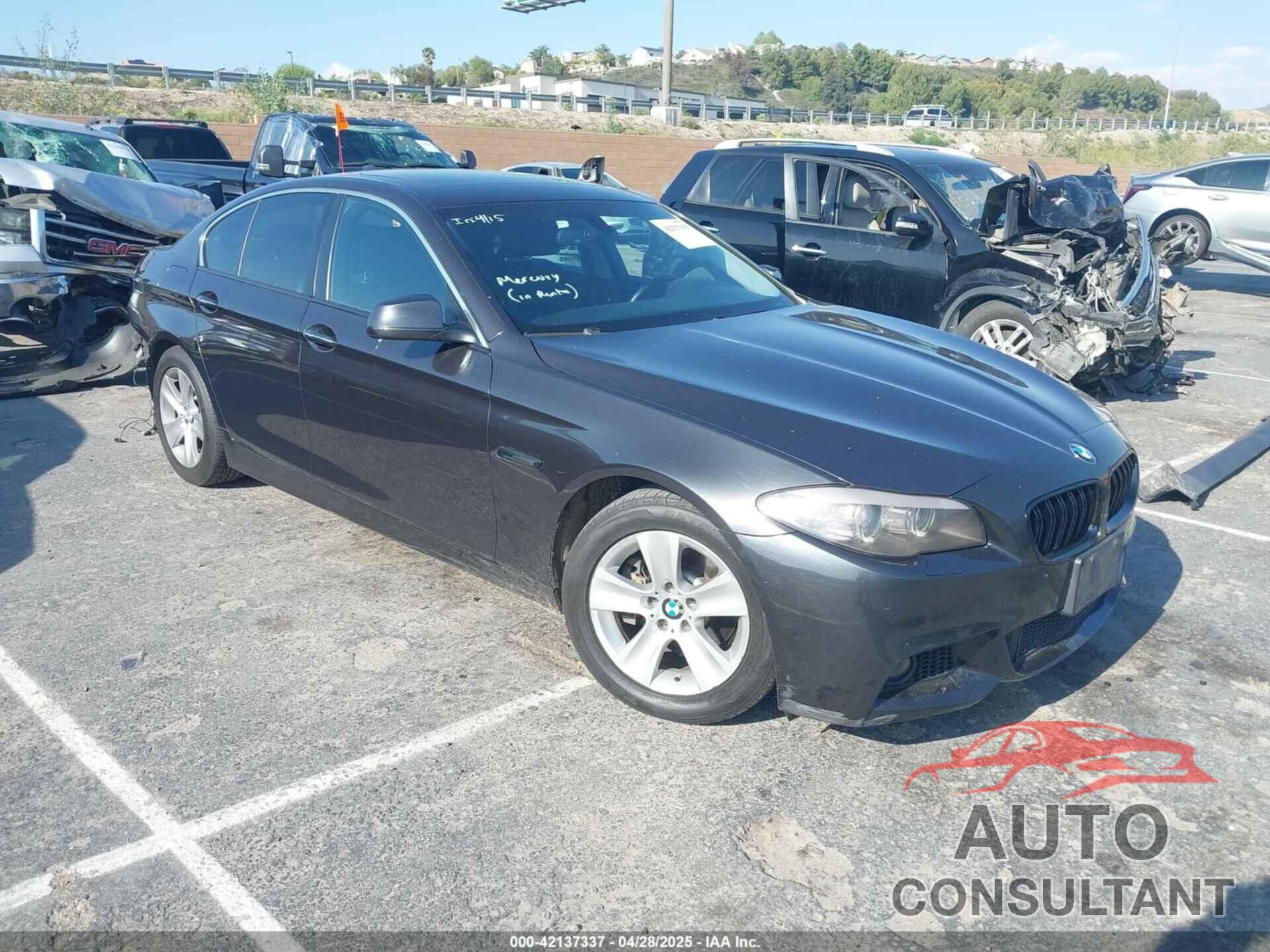 BMW 528I 2013 - WBAXG5C58DD232579