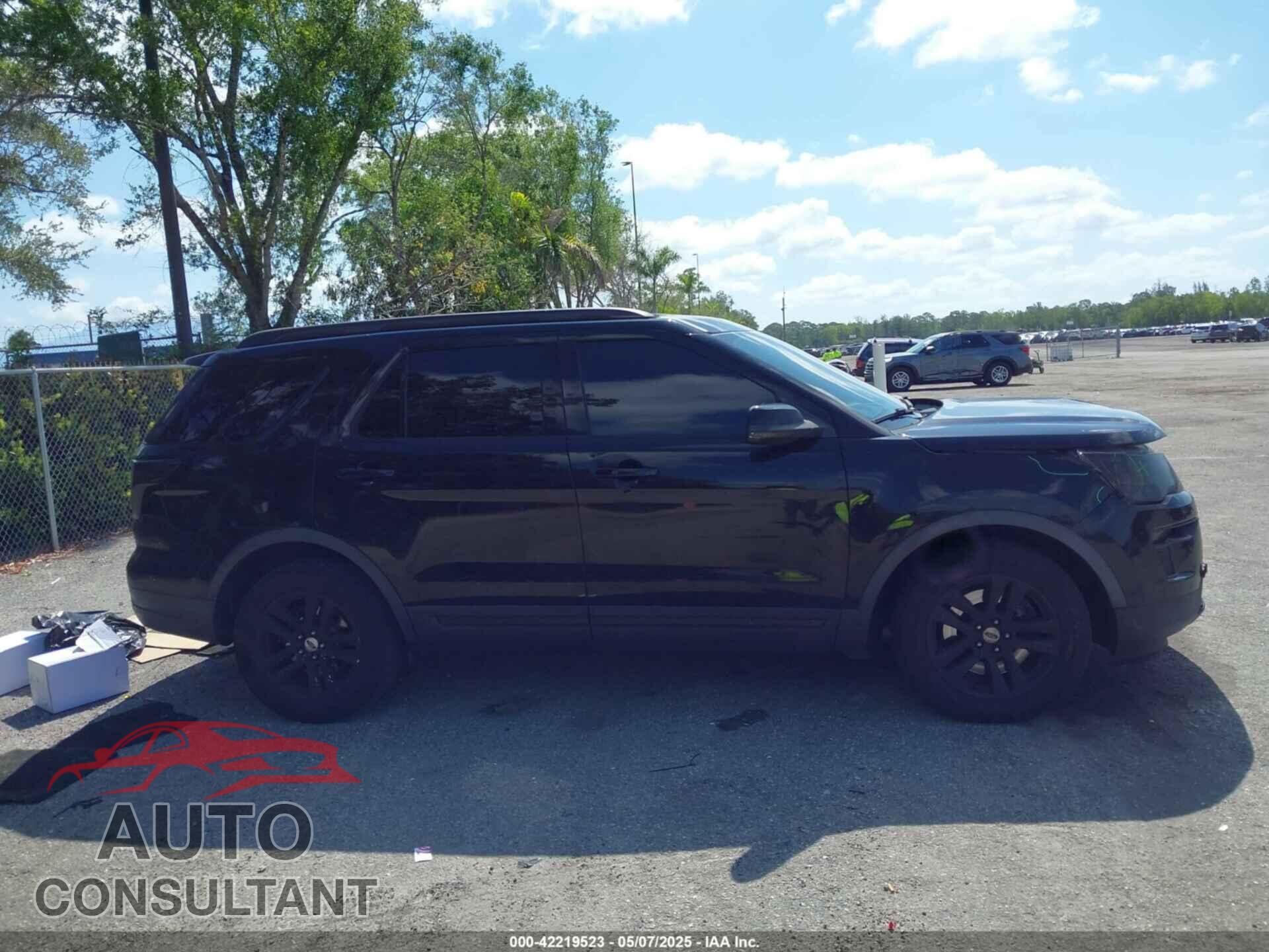 FORD EXPLORER 2018 - 1FM5K7D85JGB04304