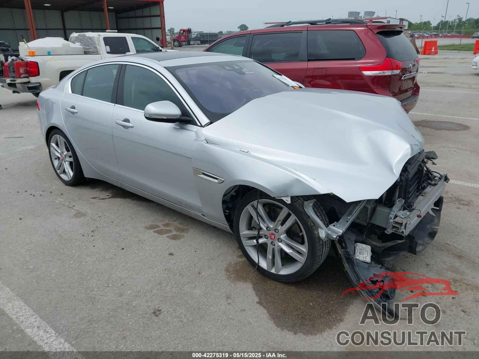 JAGUAR XE 2017 - SAJAK4BV2HA963732