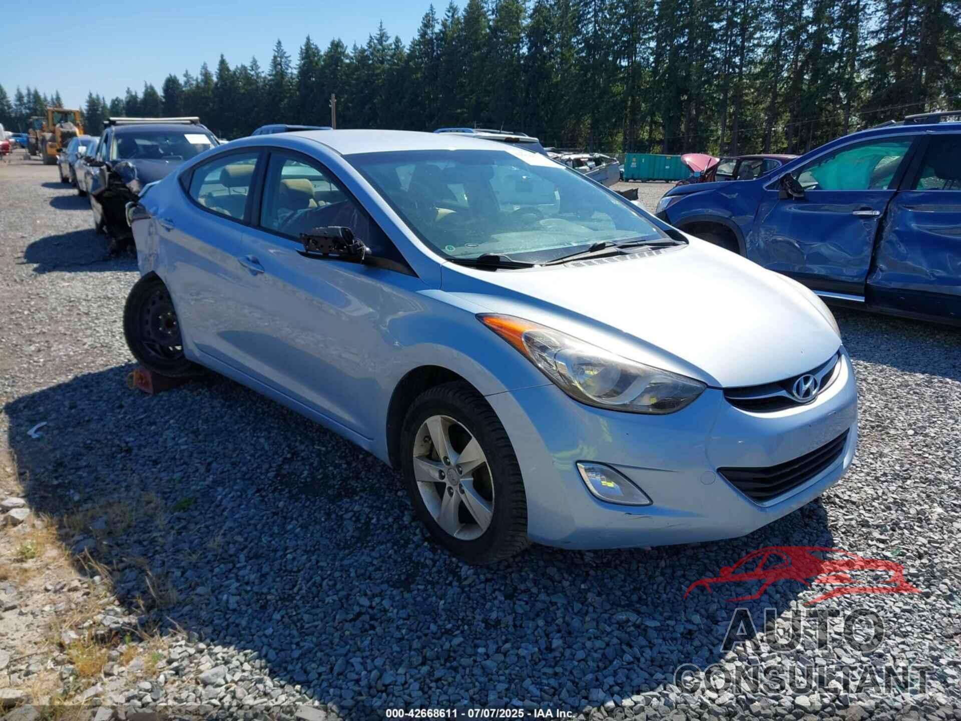HYUNDAI ELANTRA 2012 - KMHDH4AE2CU452150