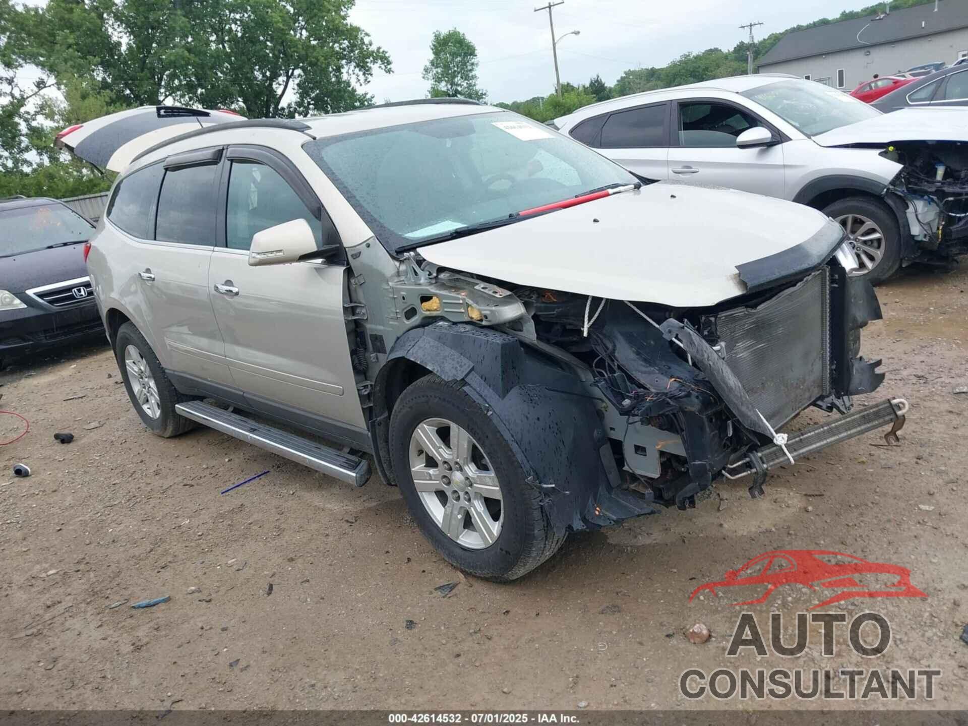 CHEVROLET TRAVERSE 2011 - 1GNKRGED9BJ199234