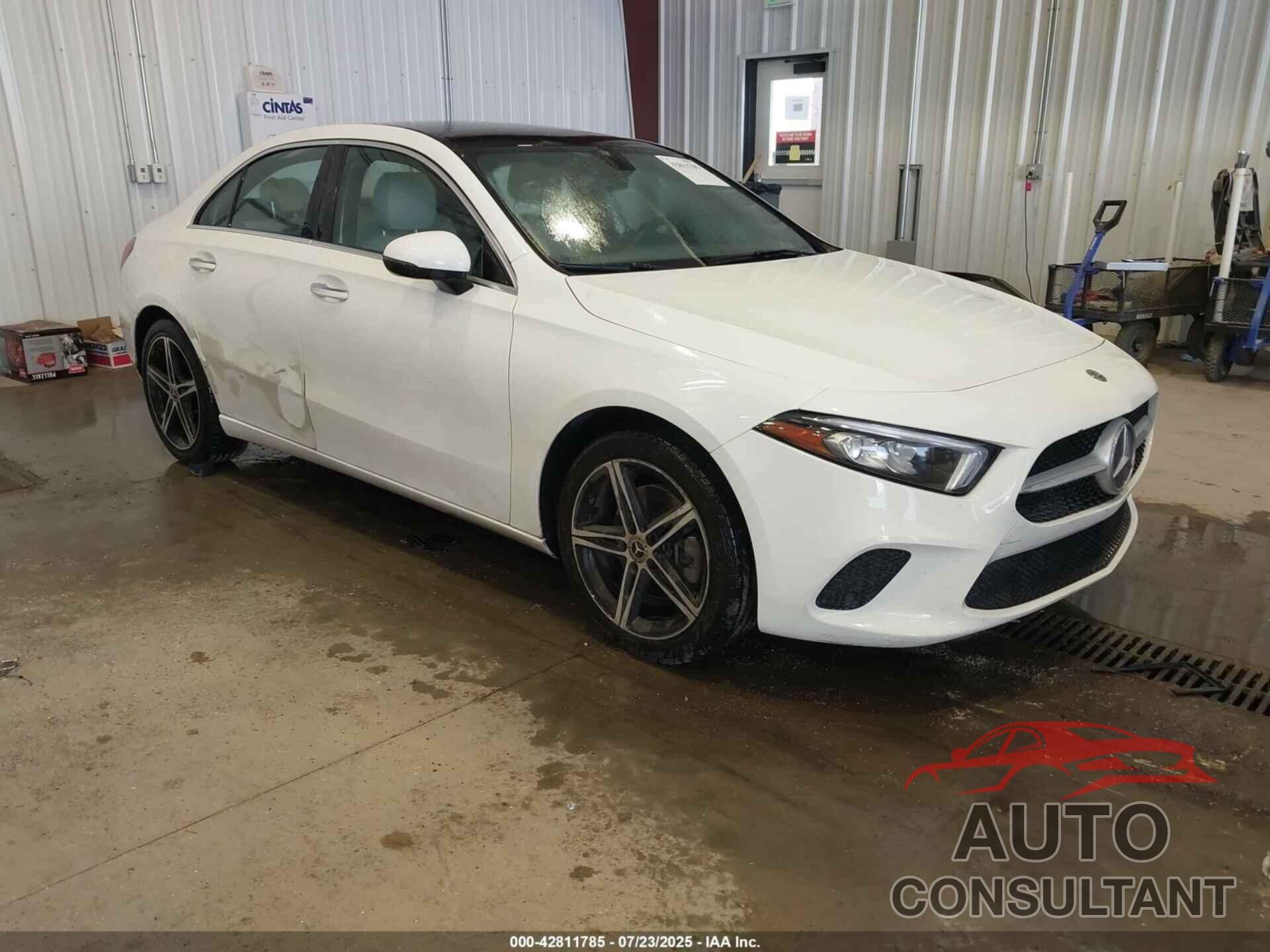 MERCEDES-BENZ A 220 2019 - WDD3G4EB5KW021278