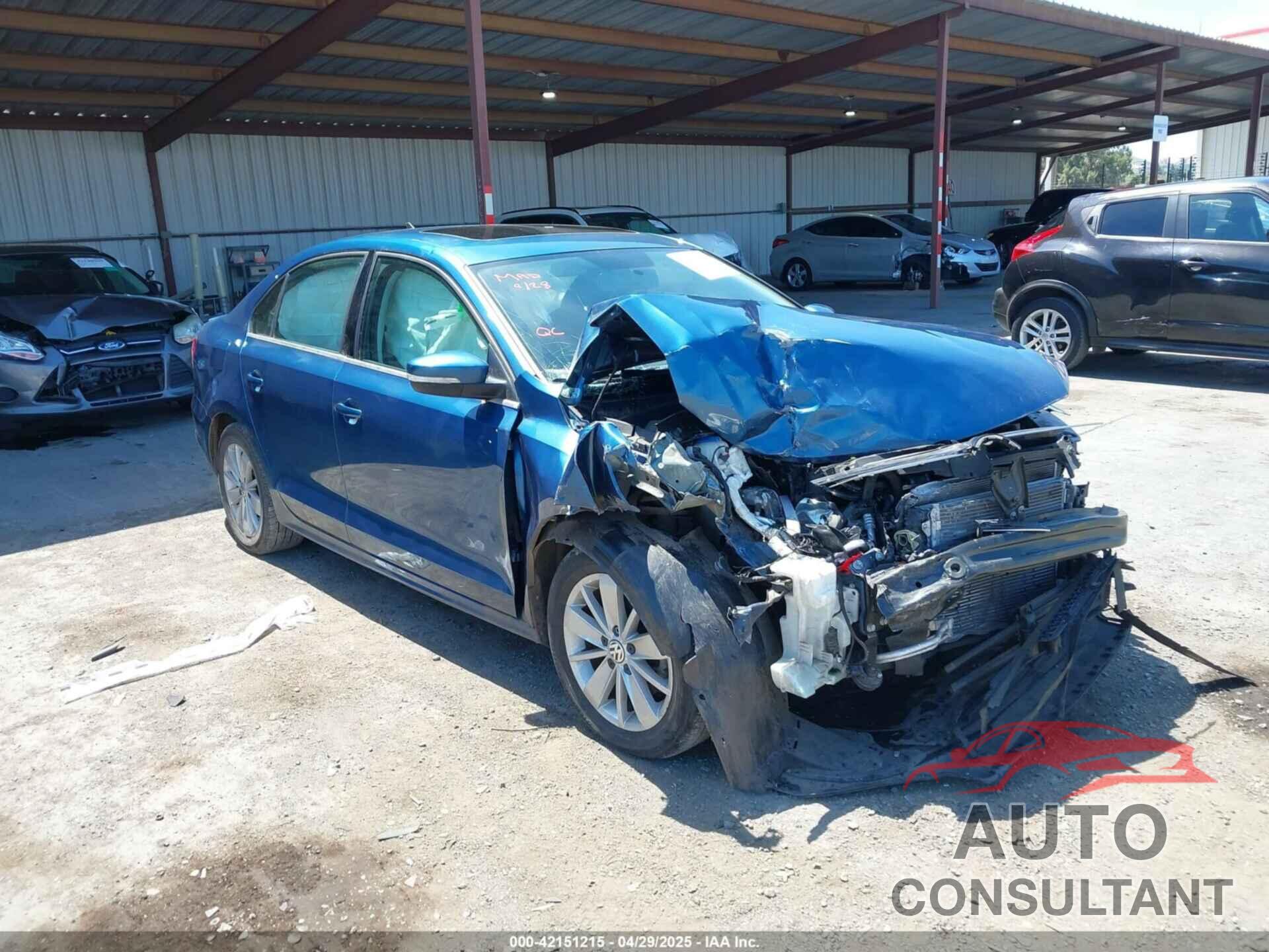 VOLKSWAGEN JETTA 2015 - 3VWD17AJ8FM254928