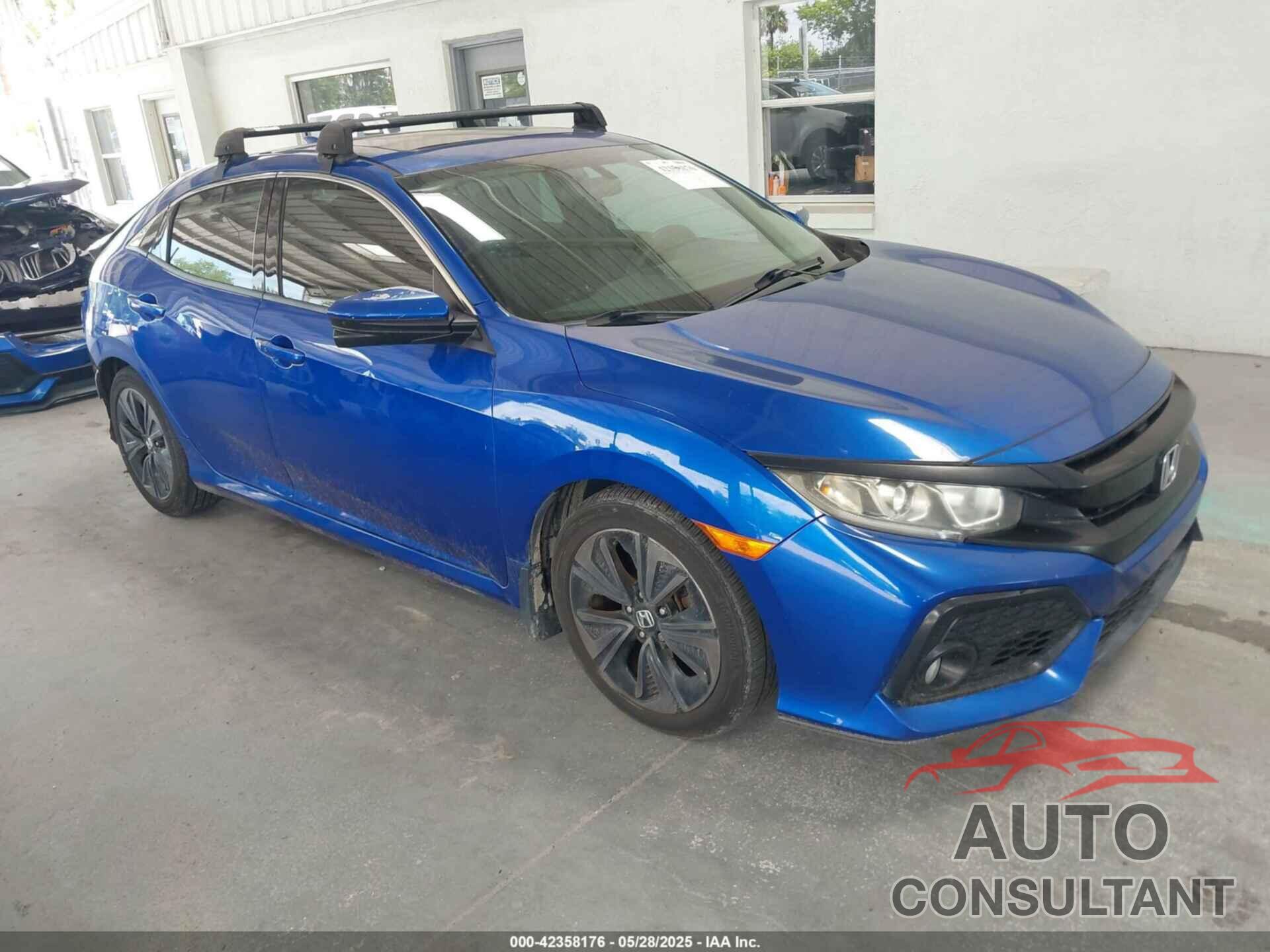 HONDA CIVIC 2017 - SHHFK7H52HU200323