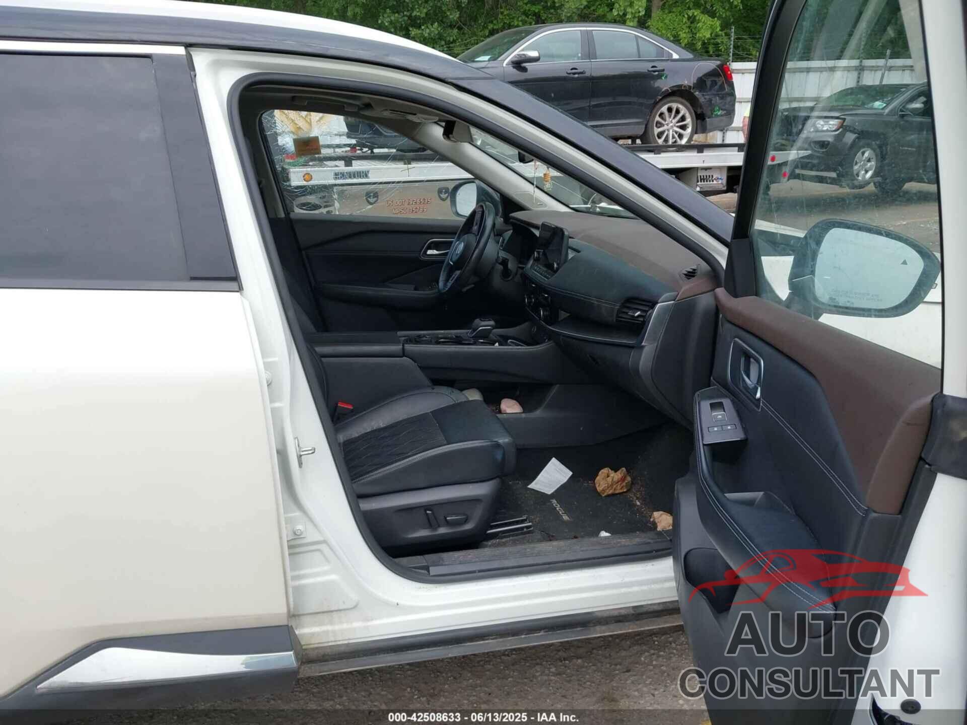 NISSAN ROGUE 2021 - JN8AT3DD7MW304170