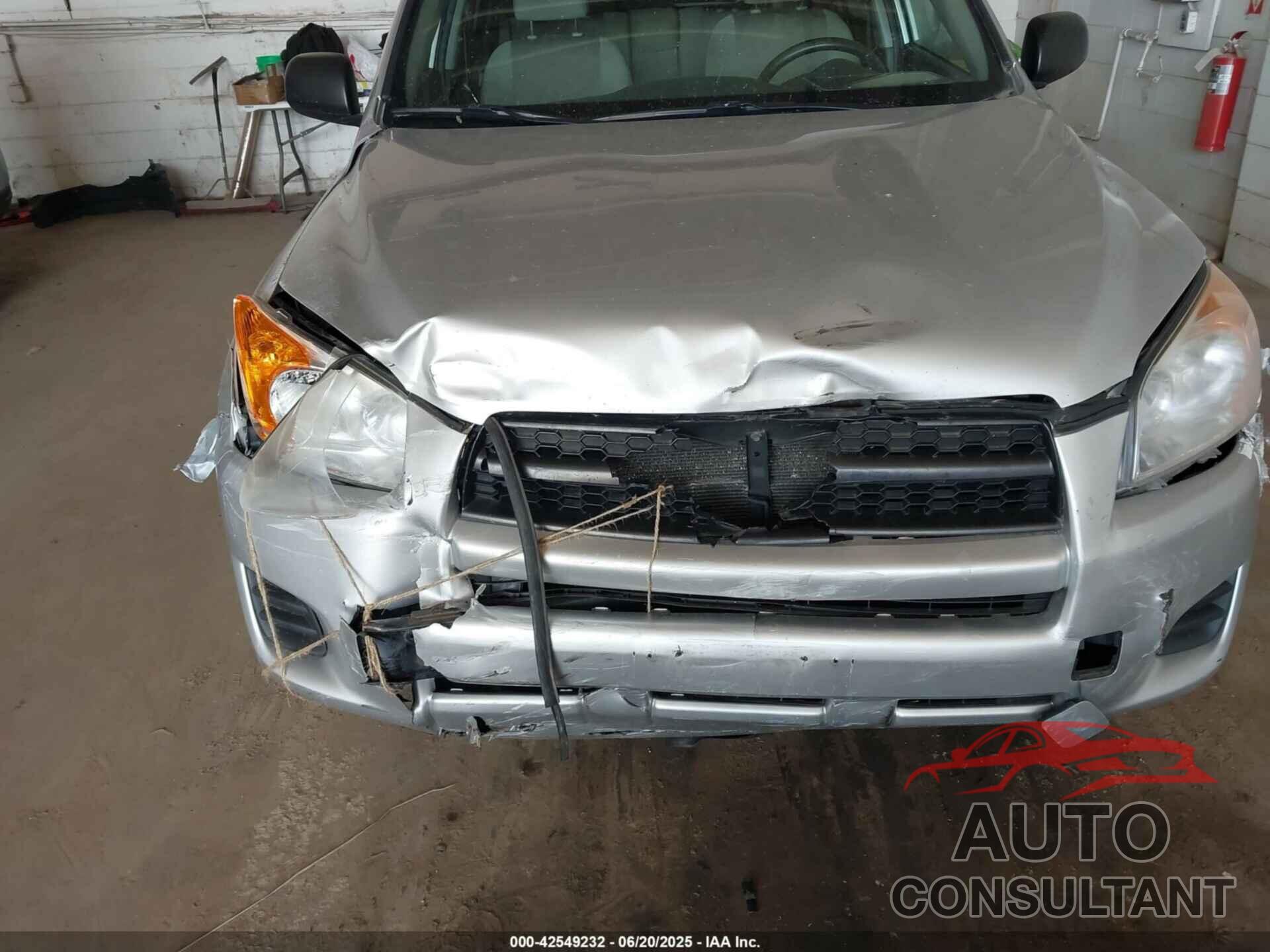 TOYOTA RAV4 2011 - 2T3BF4DV2BW082719