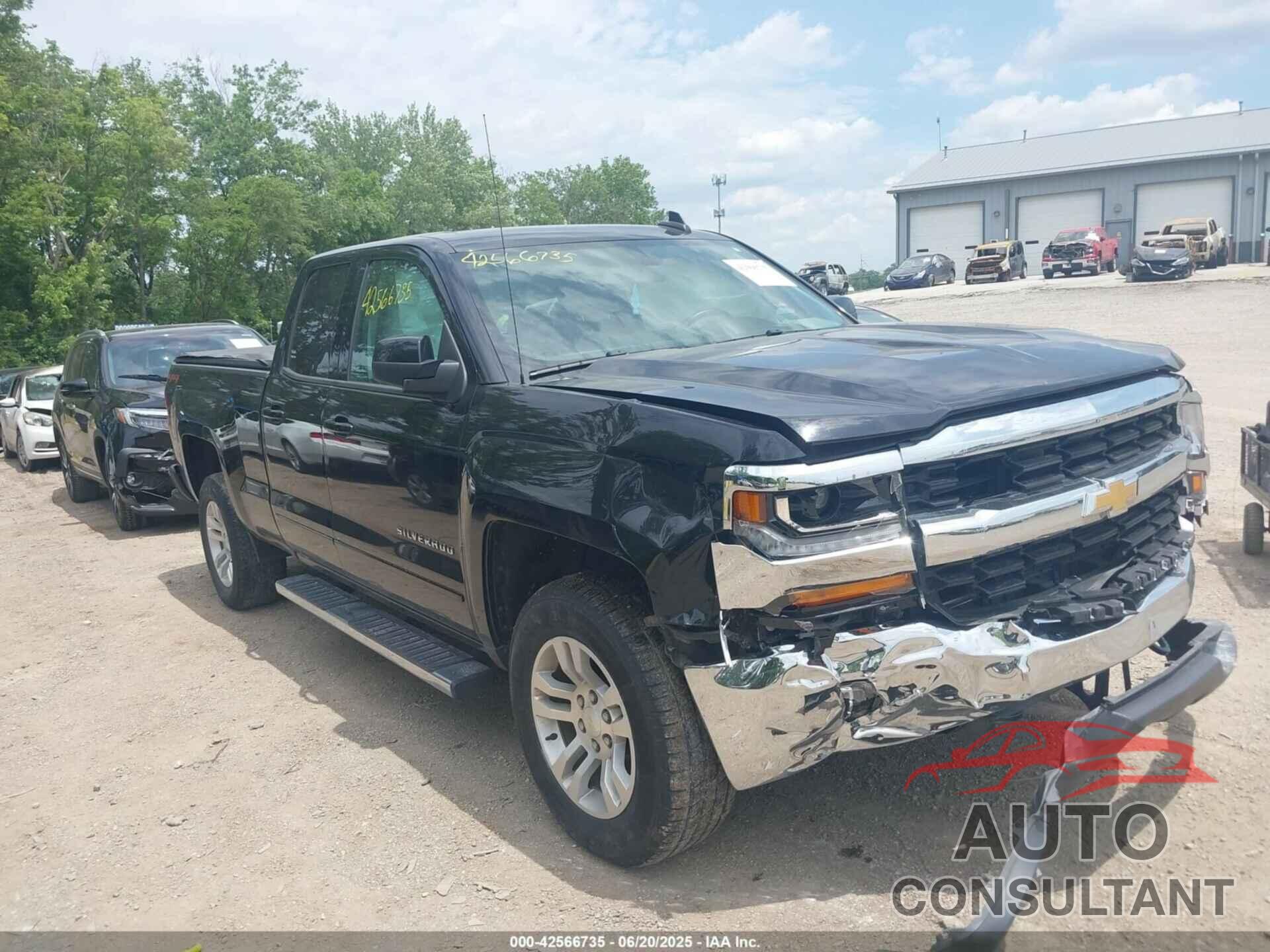 CHEVROLET SILVERADO 1500 2018 - 1GCVKREC0JZ349325