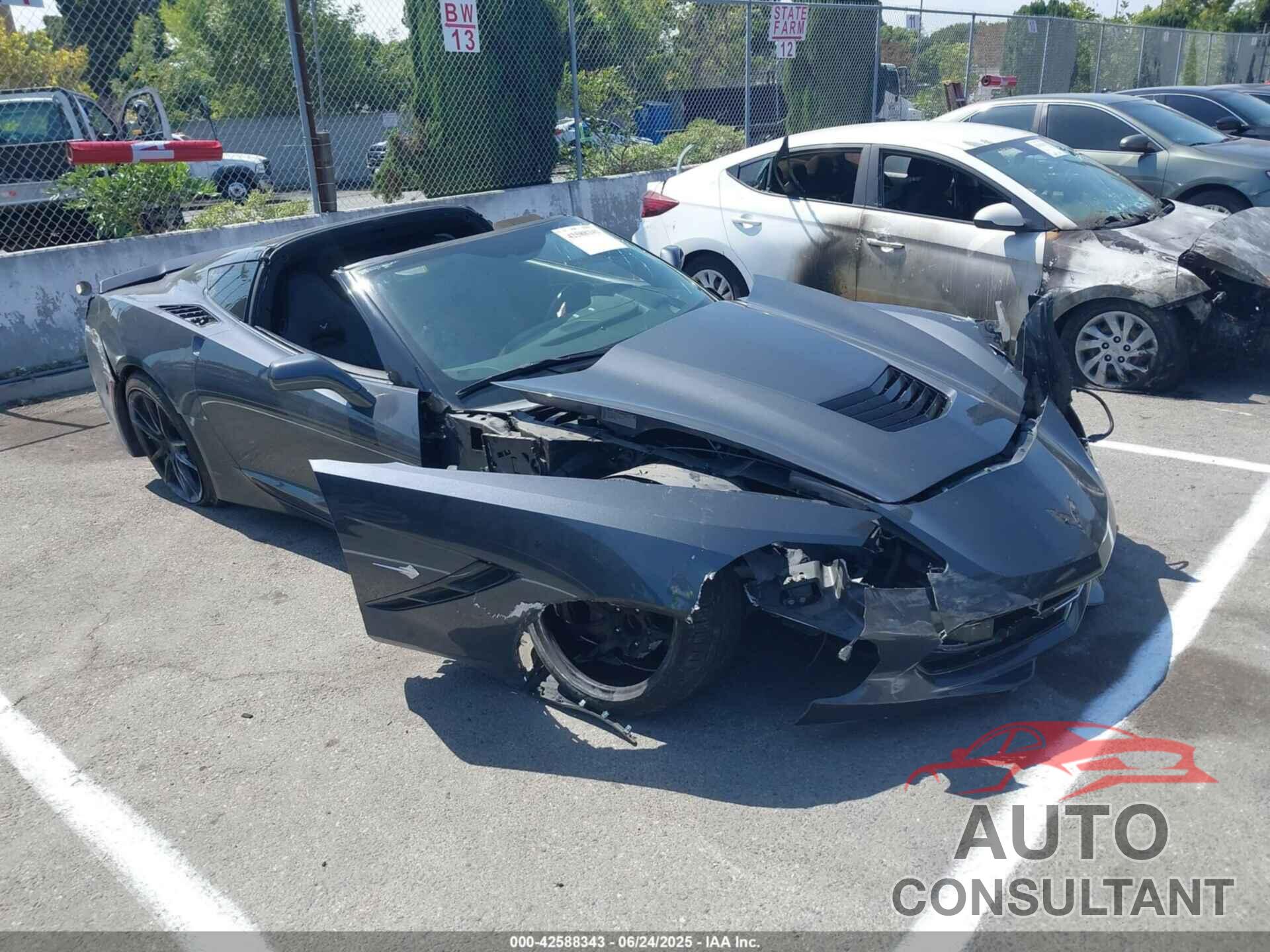 CHEVROLET CORVETTE STINGRAY 2014 - 1G1YD2D75E5120437