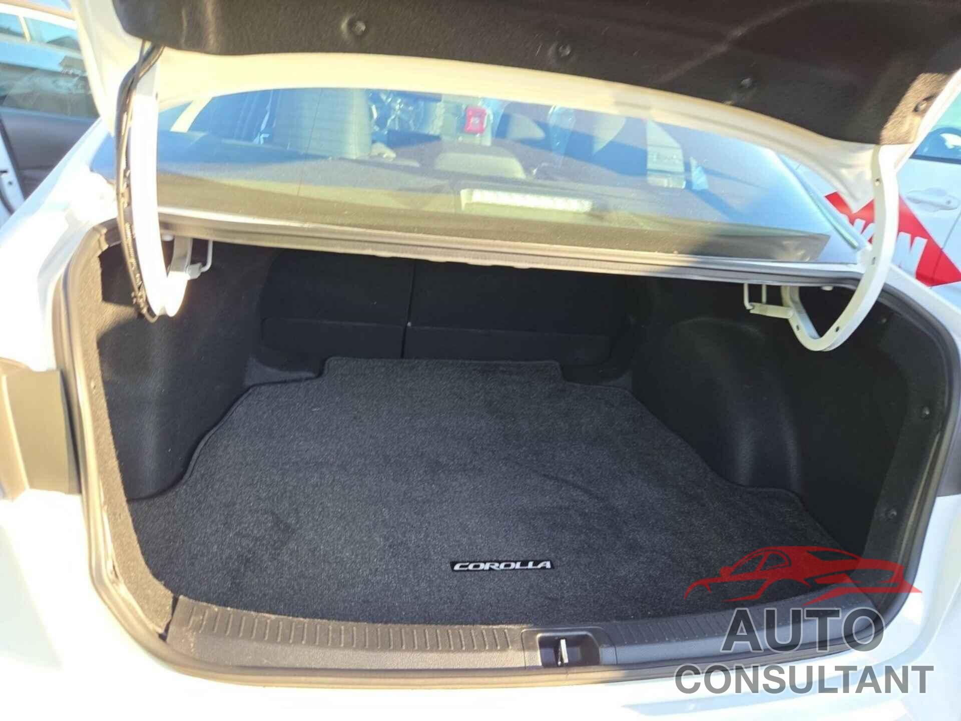 TOYOTA COROLLA 2024 - 5YFB4MDE4RP152201