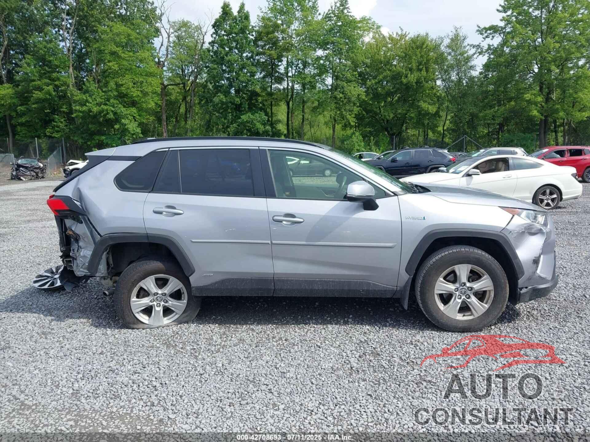 TOYOTA RAV4 HYBRID 2021 - JTMRWRFV2MD125044