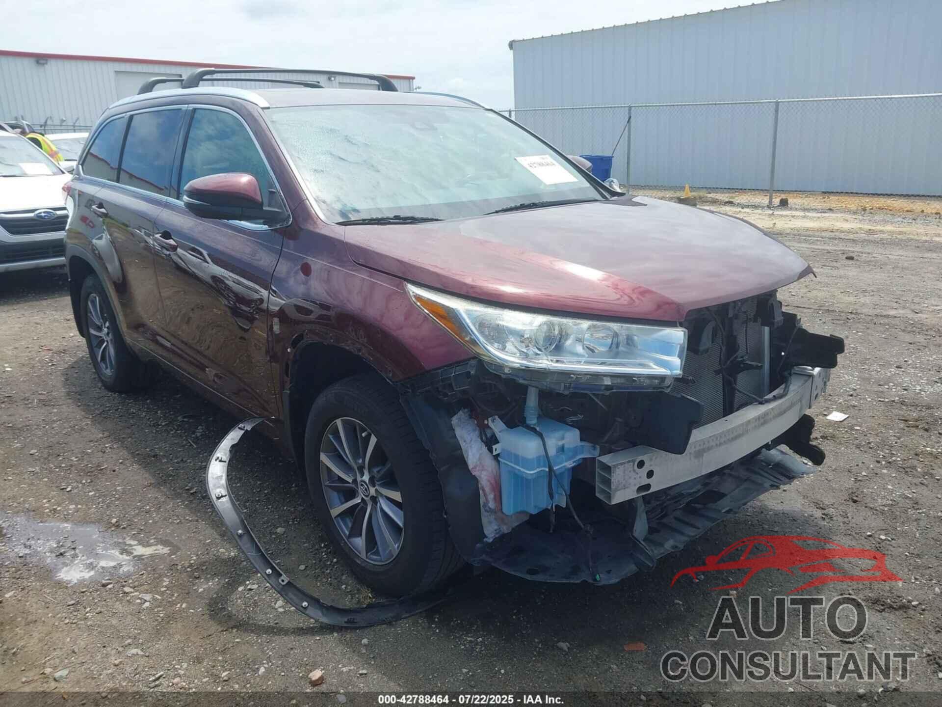 TOYOTA HIGHLANDER 2018 - 5TDJZRFH6JS819542