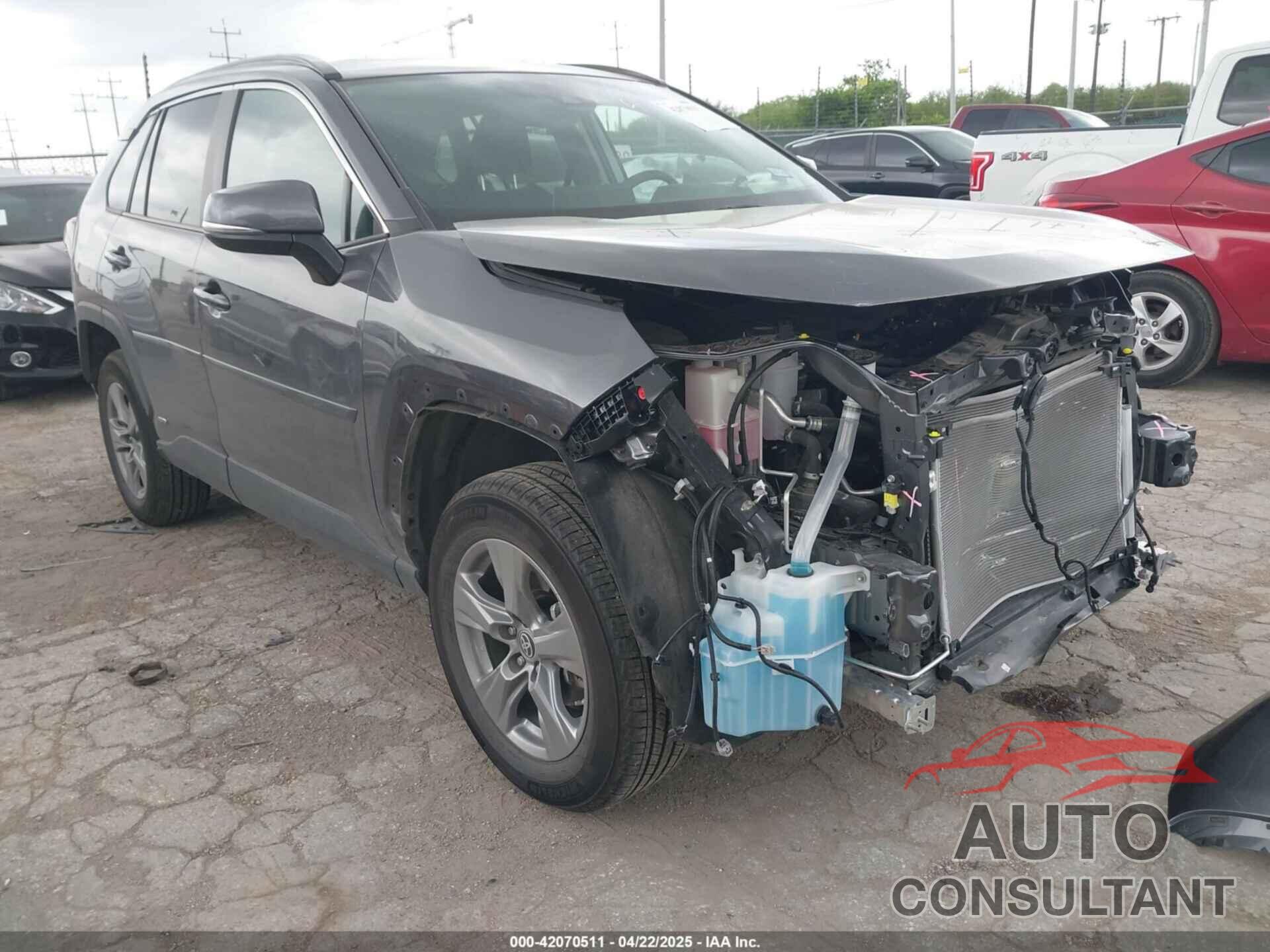 TOYOTA RAV4 HYBRID 2024 - 4T3MWRFV9RU156795