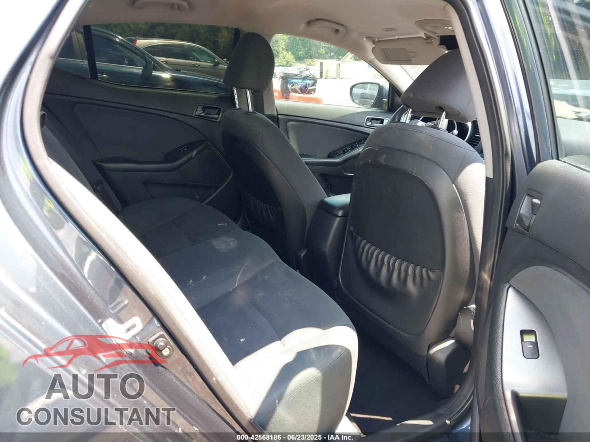 KIA OPTIMA 2015 - KNAGM4A75F5584653