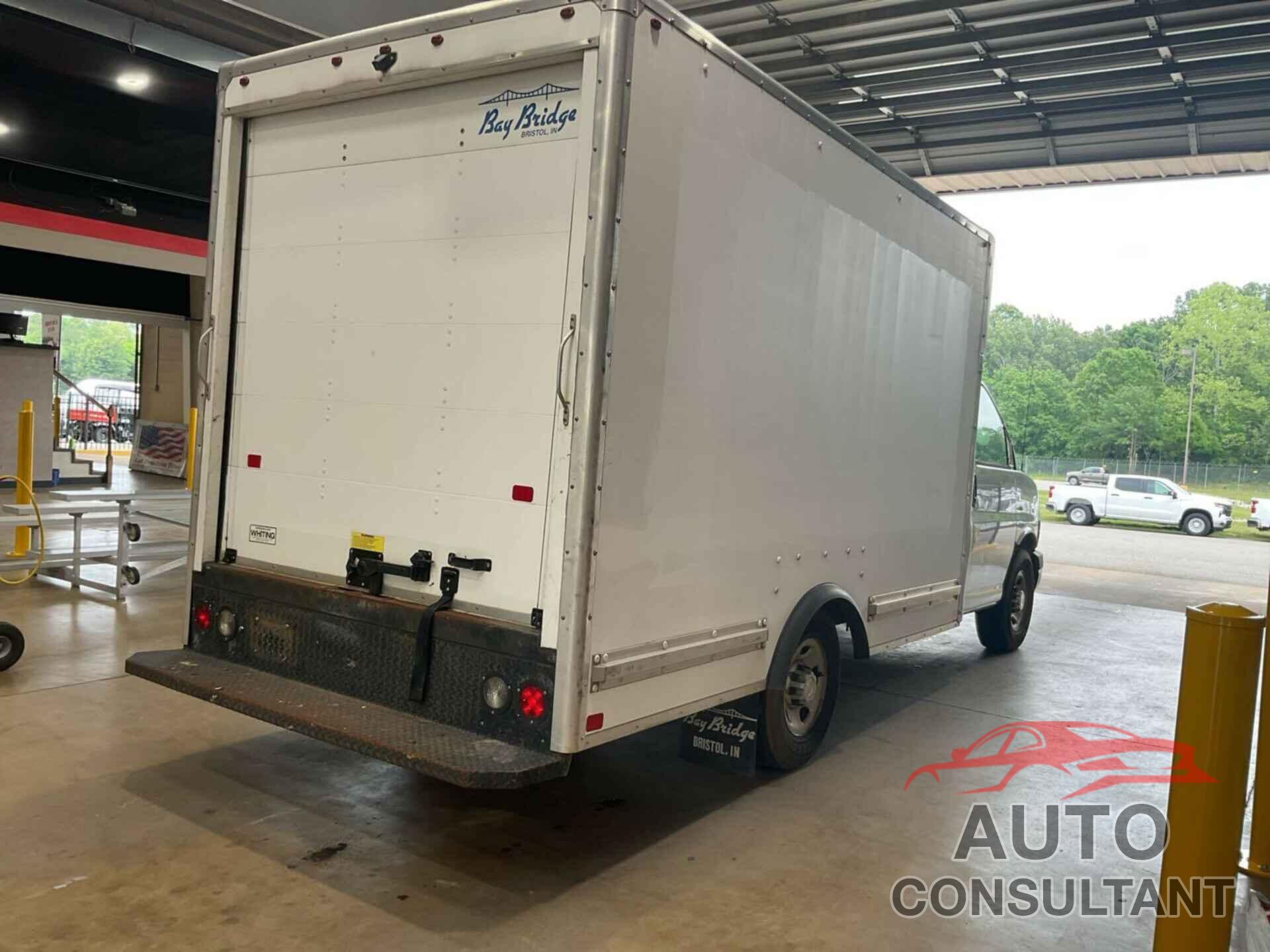 CHEVROLET EXPRESS G3500 2018 - 1GB0GRFG9J1279467