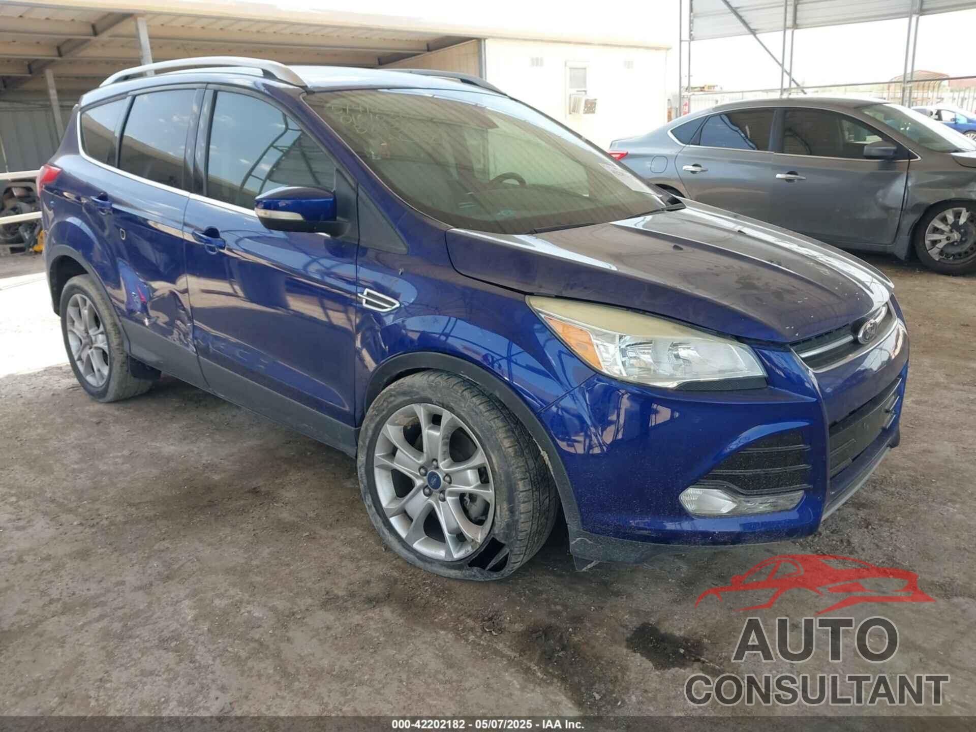 FORD ESCAPE 2016 - 1FMCU0J97GUB84382
