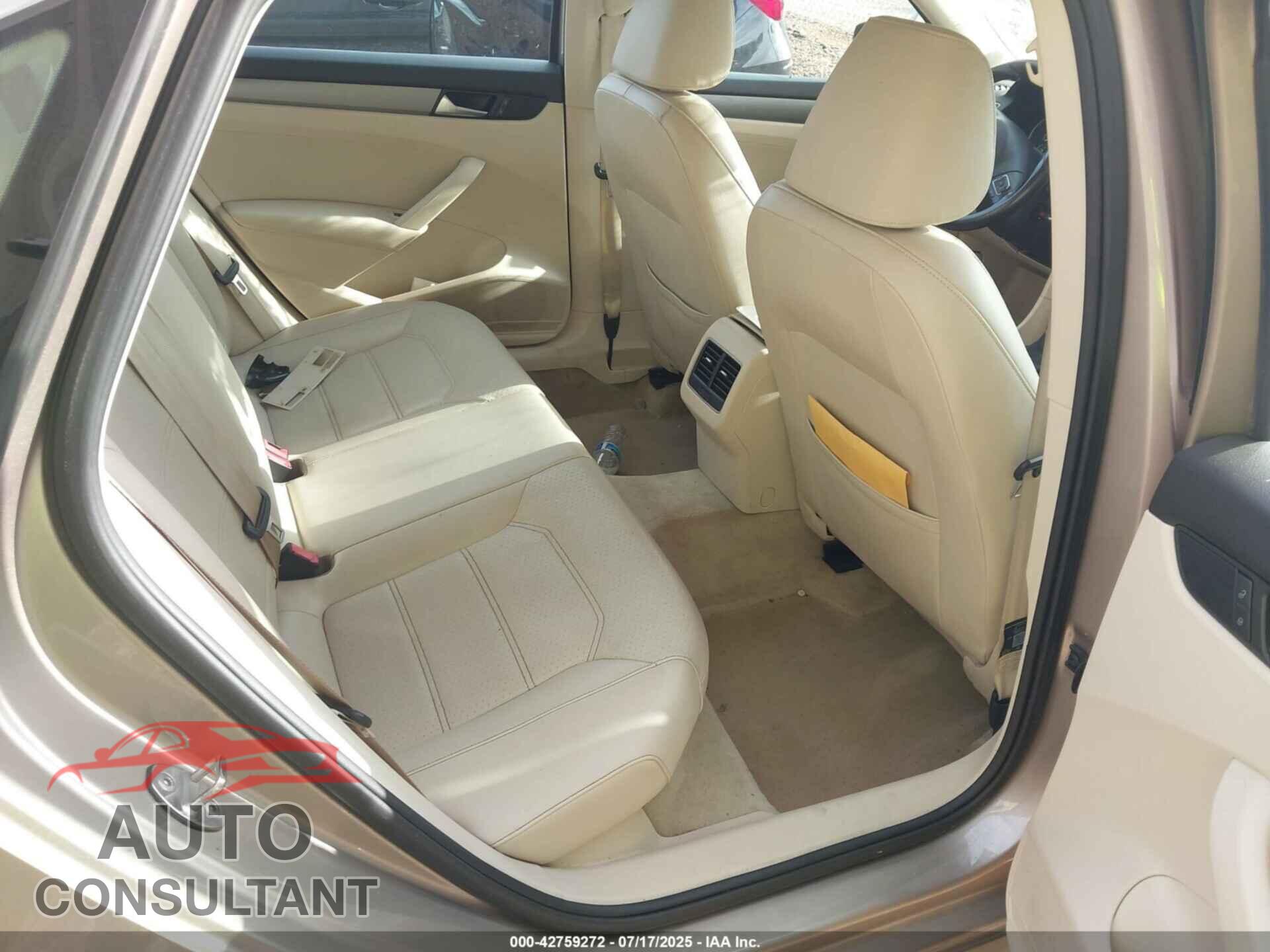 VOLKSWAGEN PASSAT 2015 - 1VWBS7A34FC022012