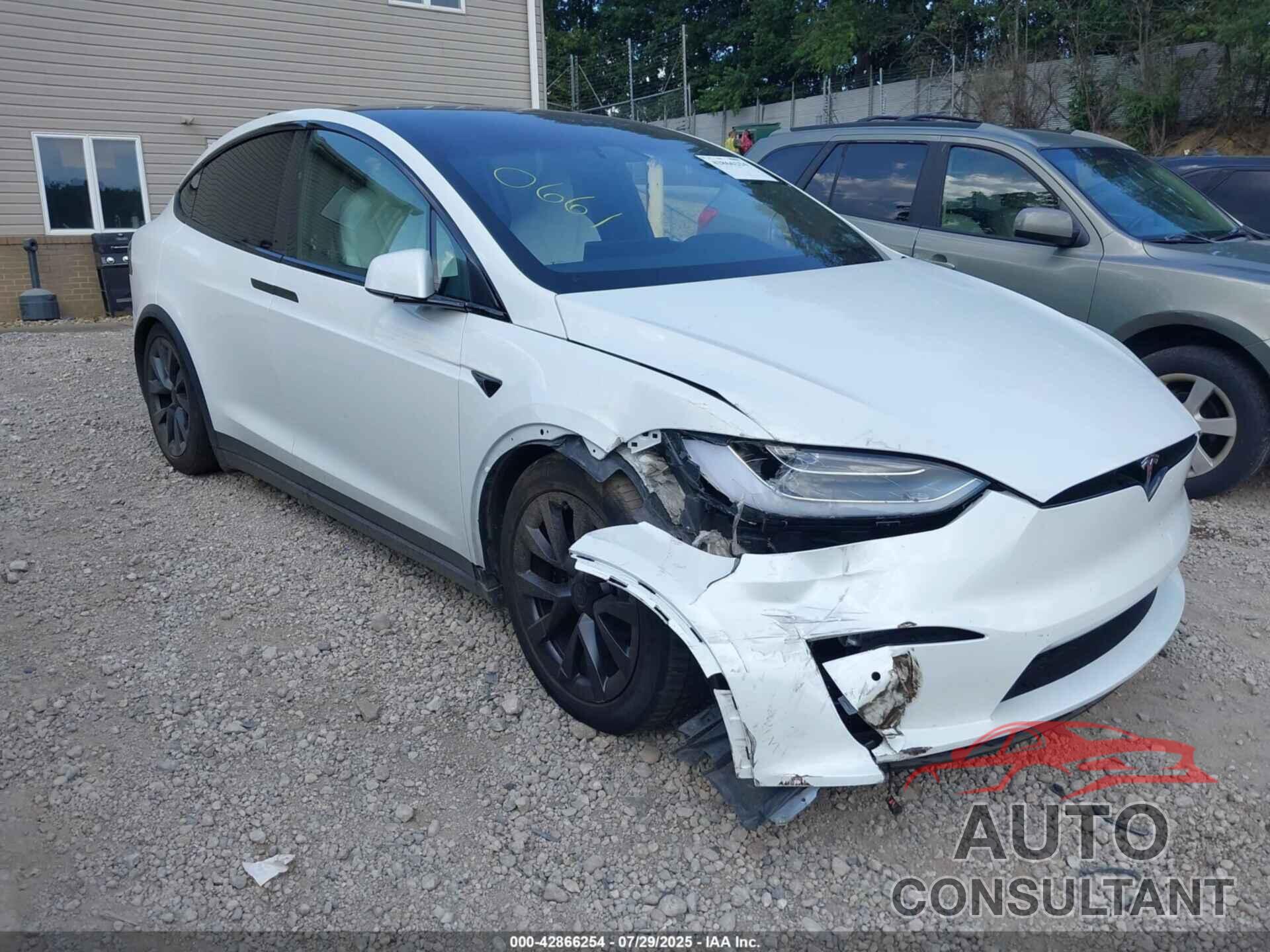 TESLA MODEL X 2022 - 7SAXCBE67NF340661