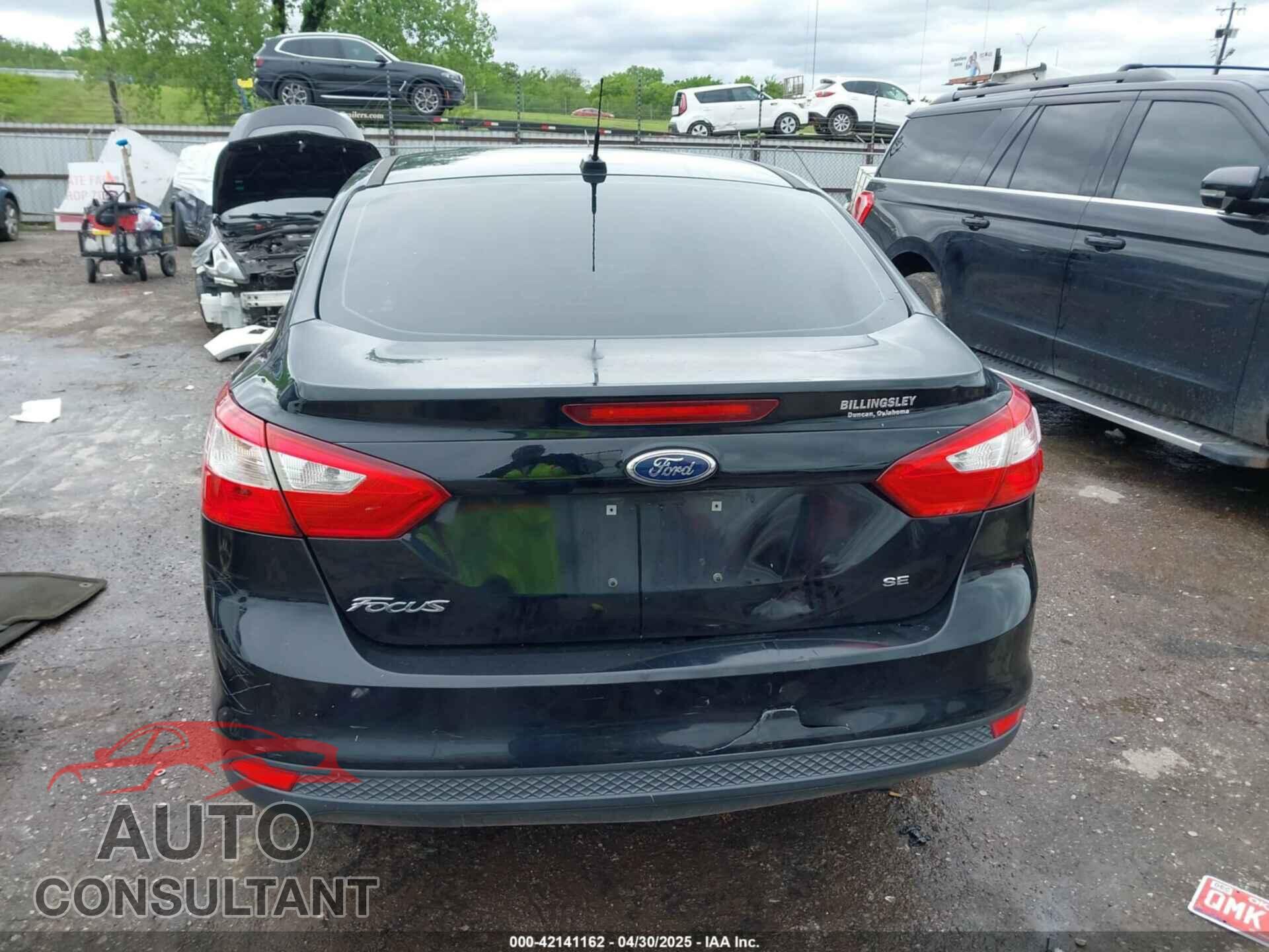 FORD FOCUS 2012 - 1FAHP3F22CL262247