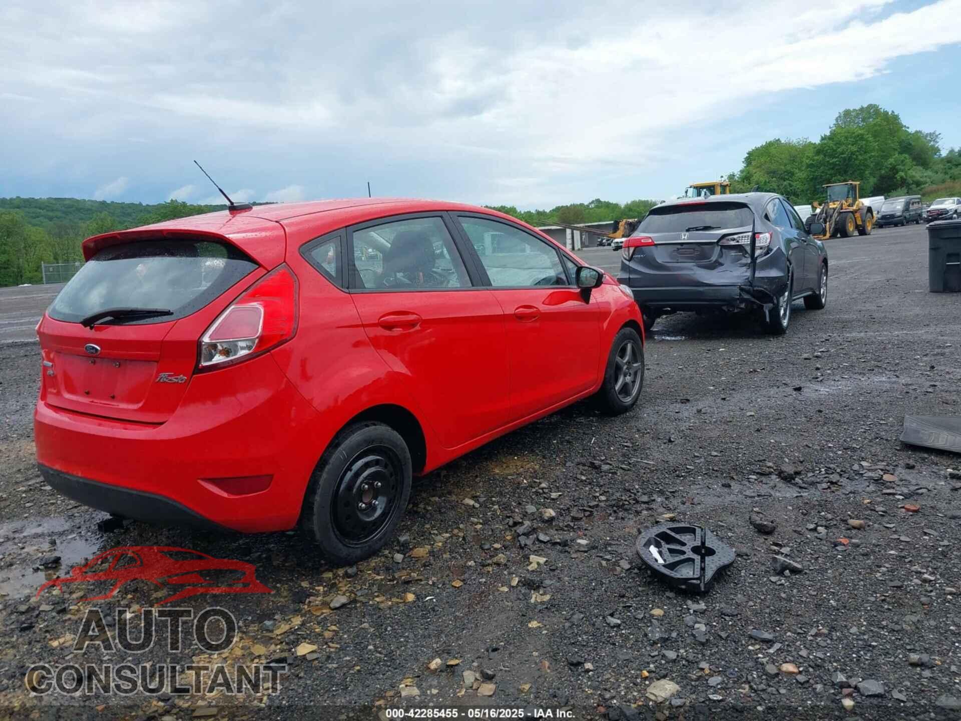 FORD FIESTA 2015 - 3FADP4EE6FM215869