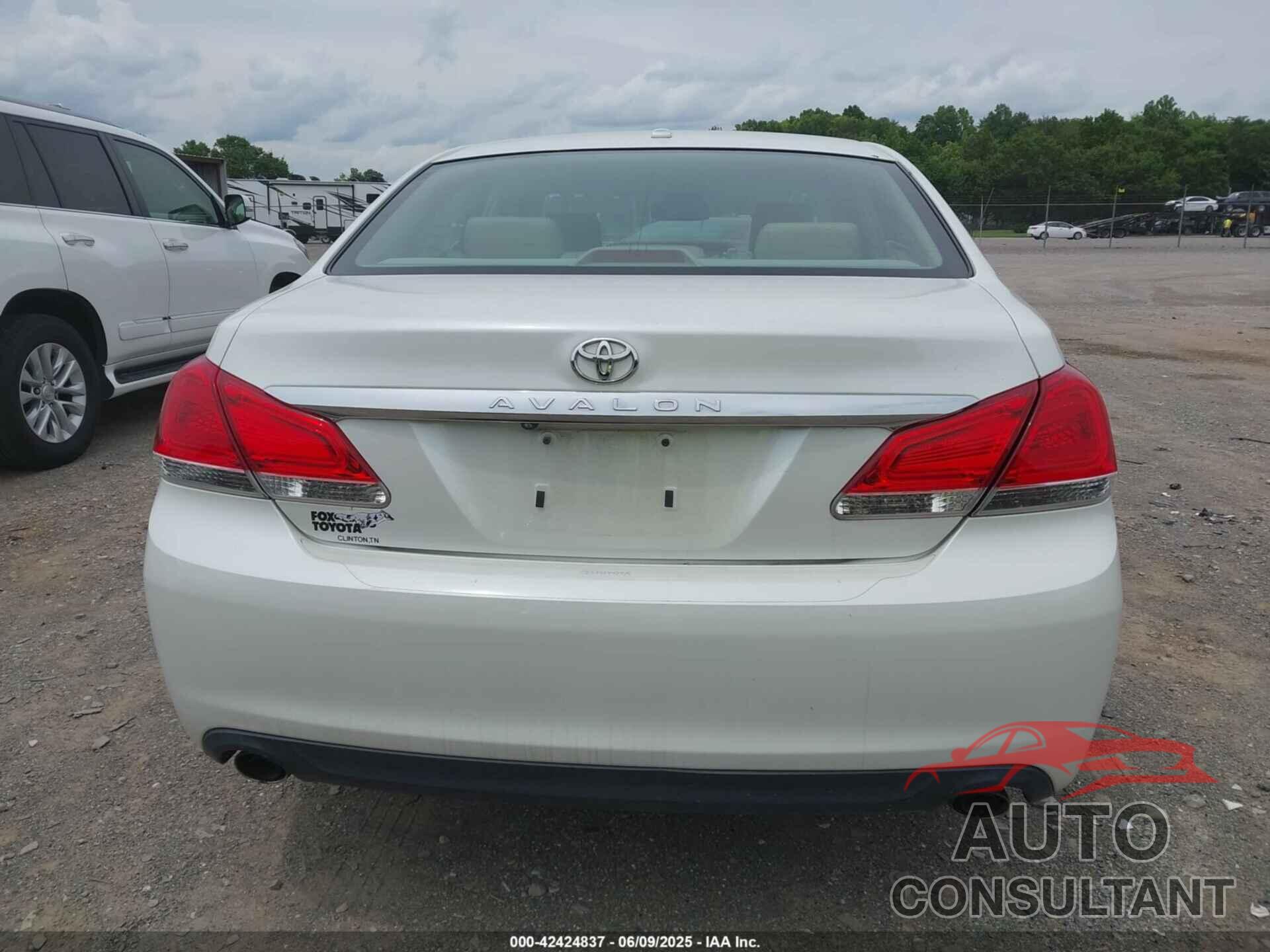 TOYOTA AVALON 2011 - 4T1BK3DB9BU384433
