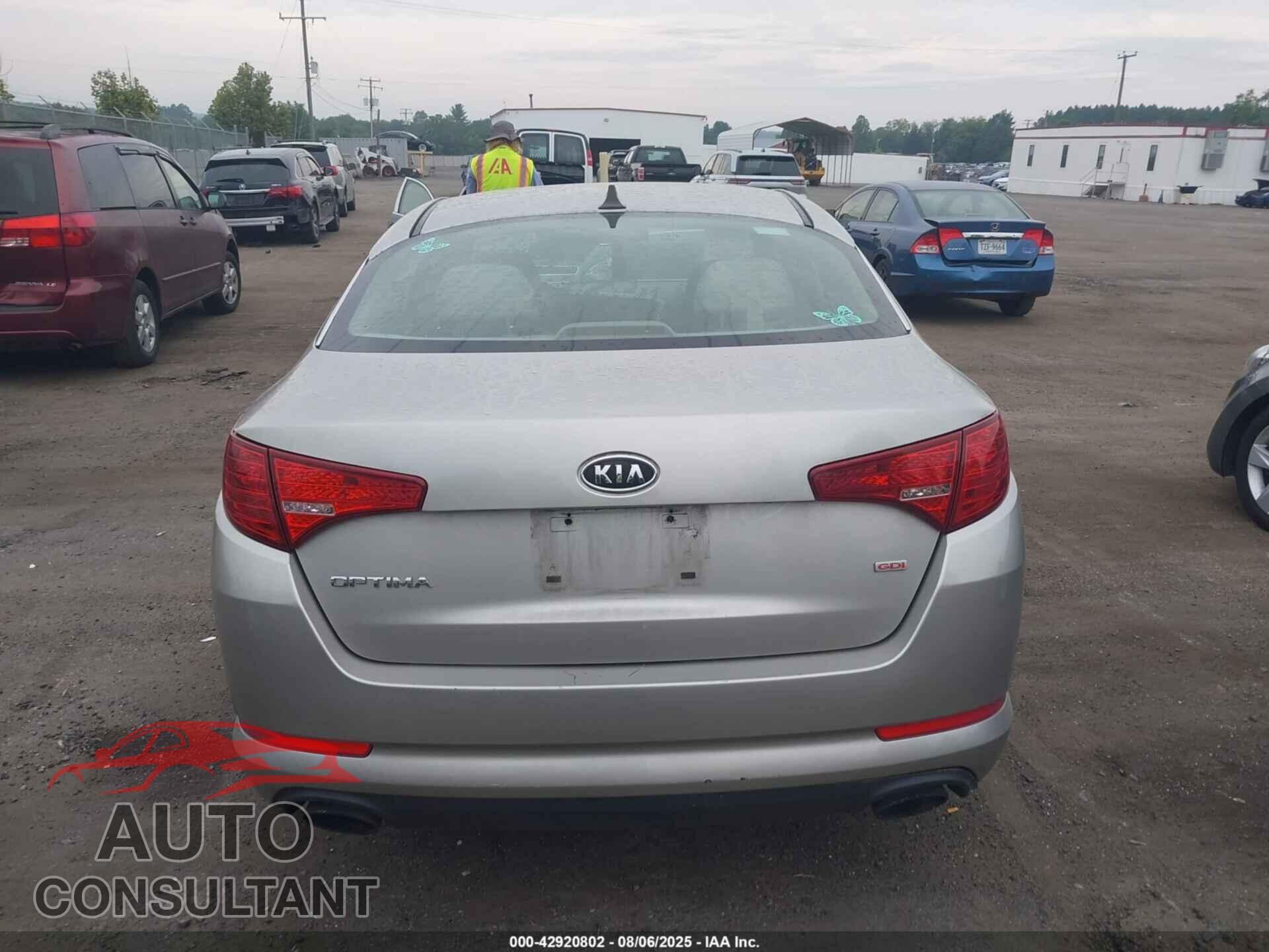 KIA OPTIMA 2012 - KNAGM4A79C5297022