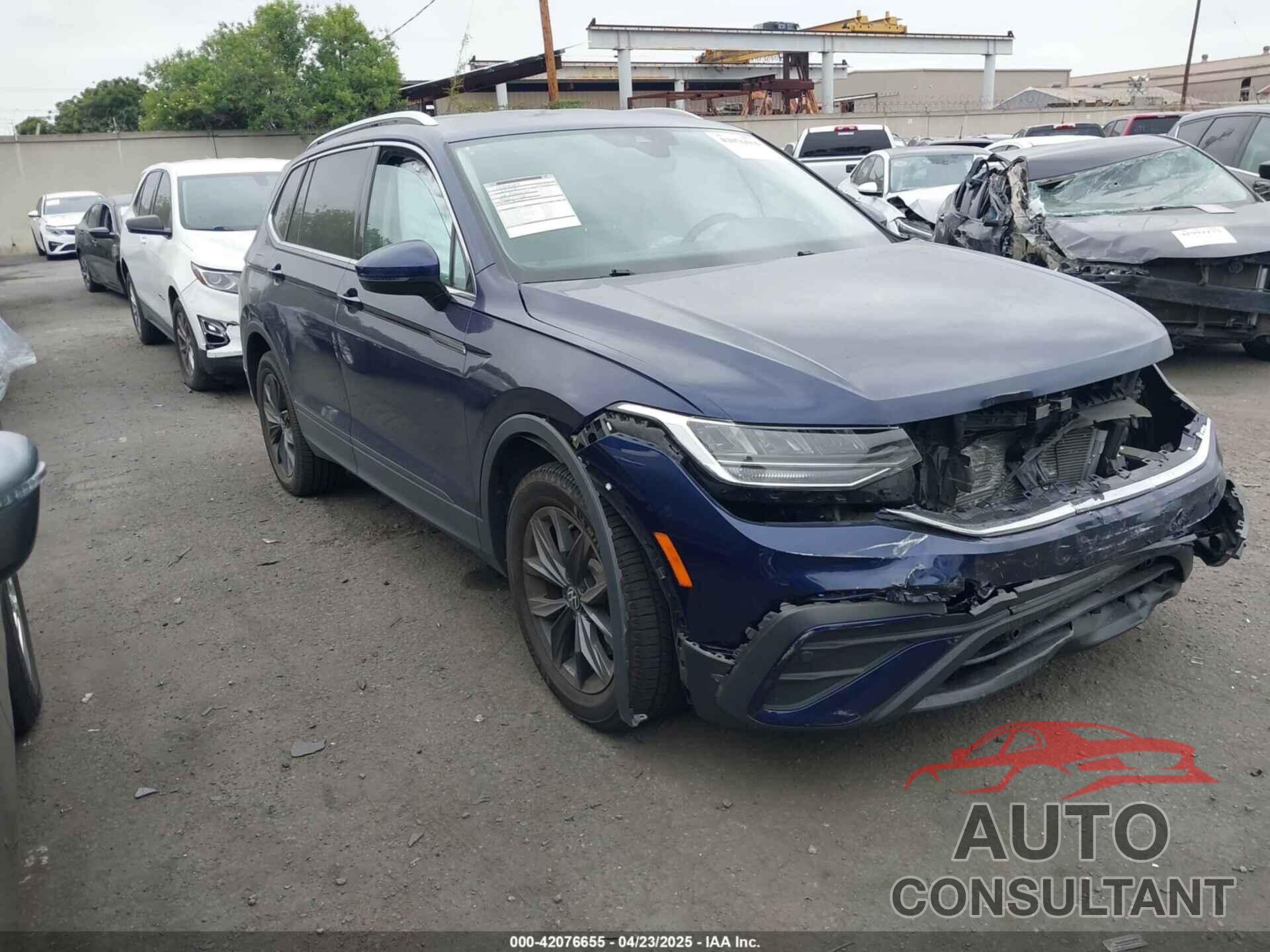 VOLKSWAGEN TIGUAN 2022 - 3VV3B7AX0NM018659