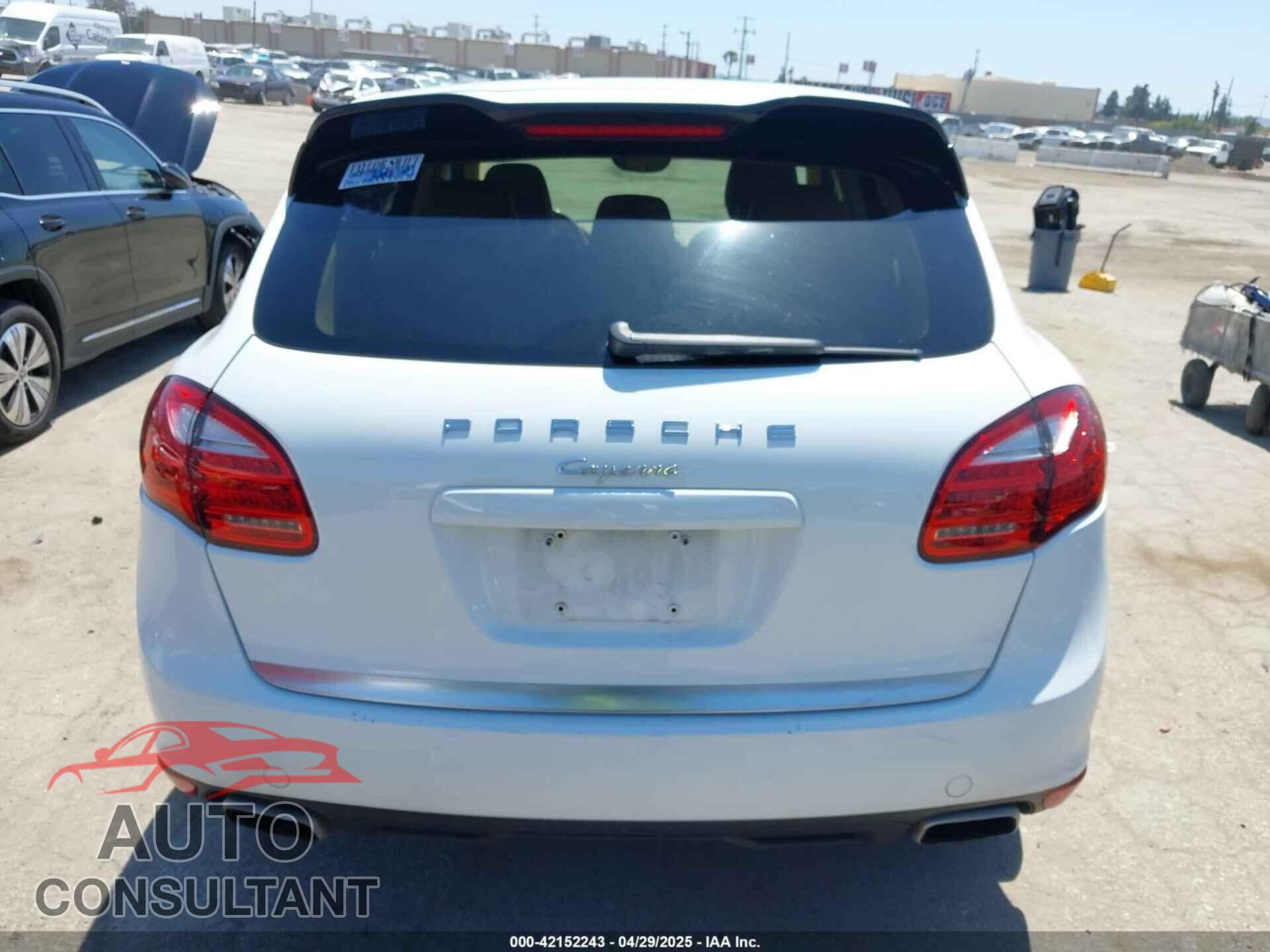 PORSCHE CAYENNE 2012 - WP1AA2A22CLA08941