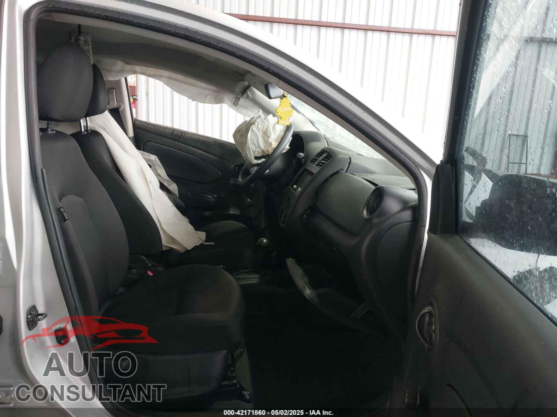 NISSAN VERSA 2019 - 3N1CN7AP3KL812324