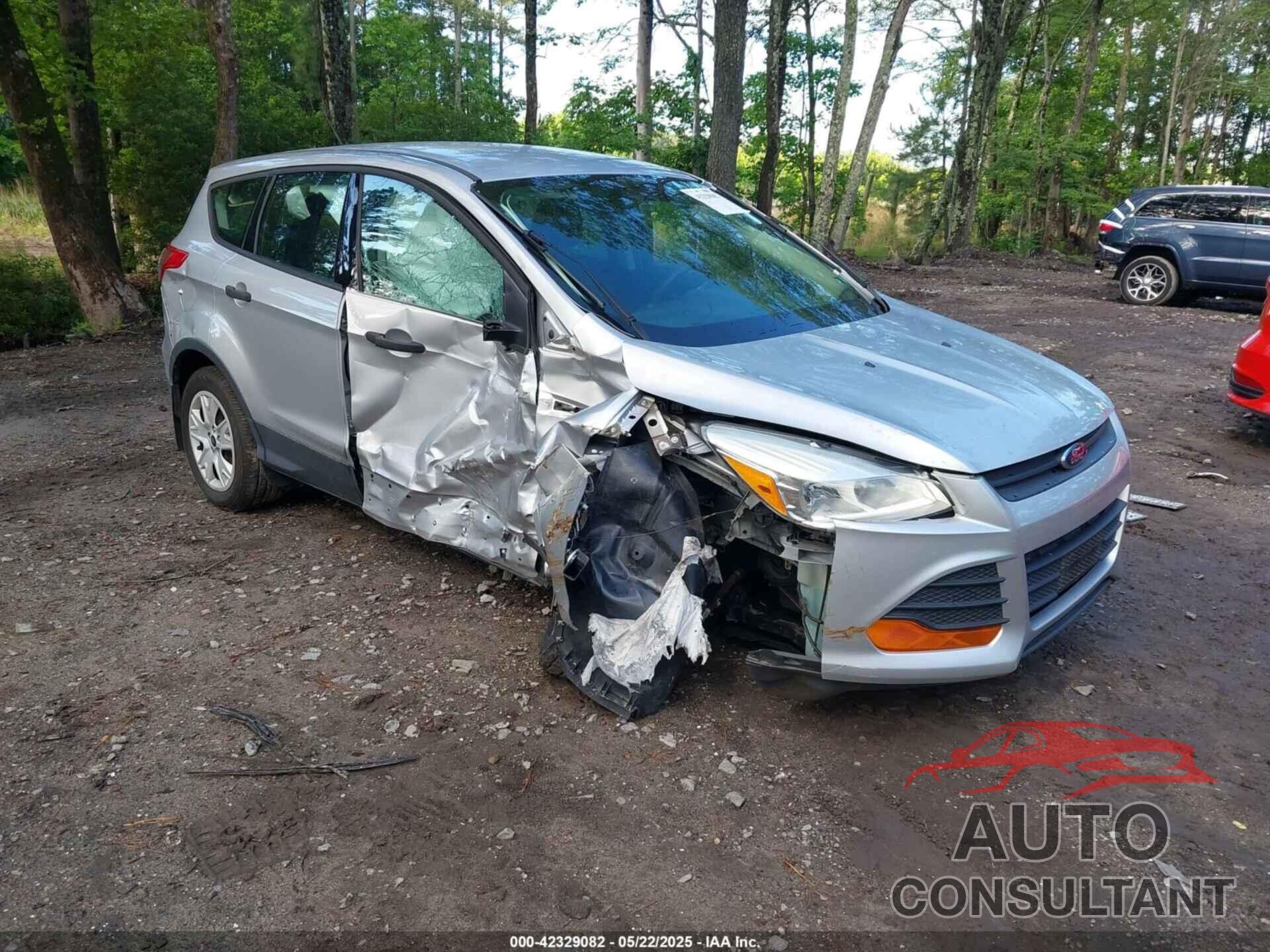 FORD ESCAPE 2016 - 1FMCU0F79GUA68513