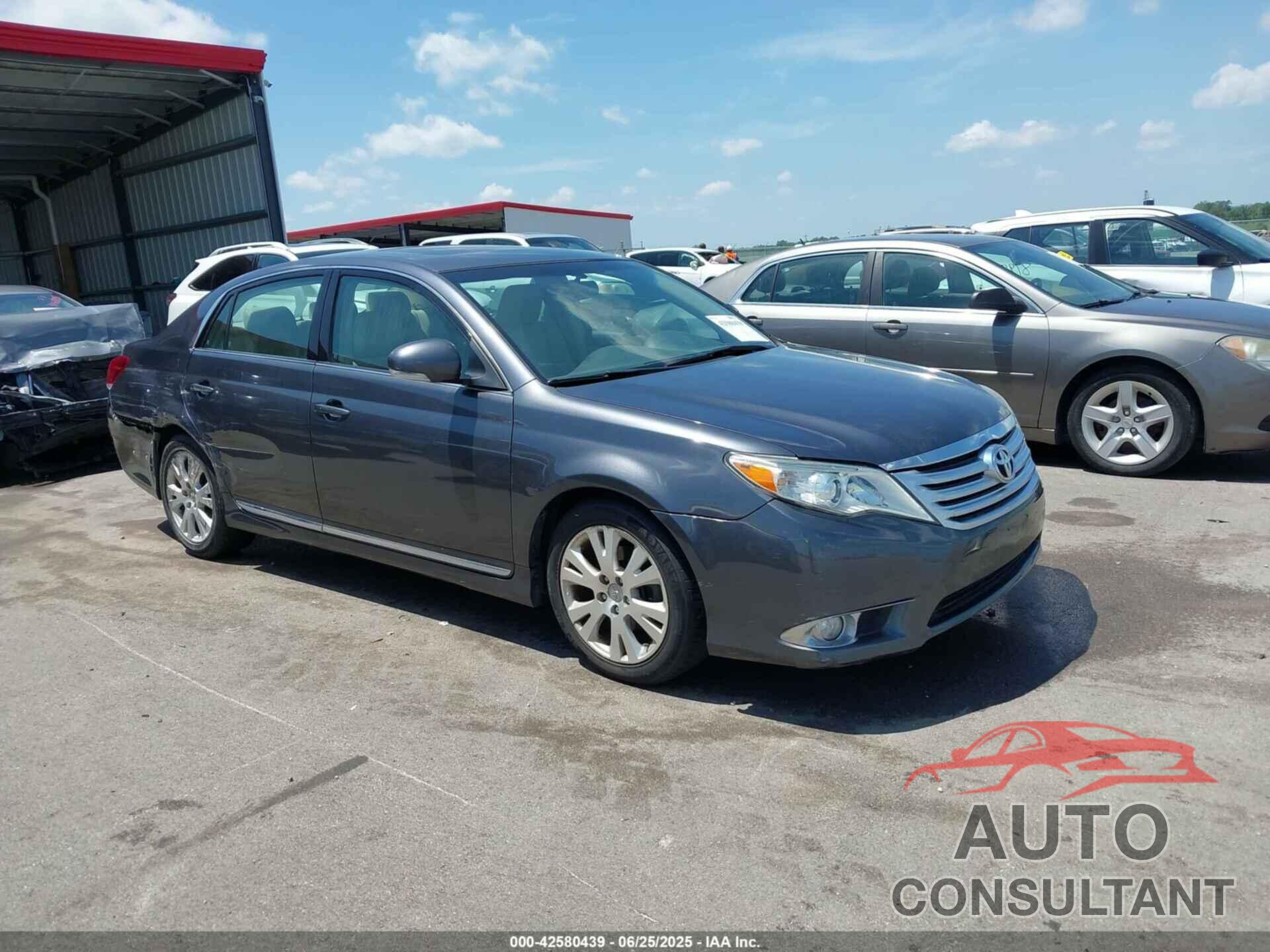 TOYOTA AVALON 2011 - 4T1BK3DB3BU382189