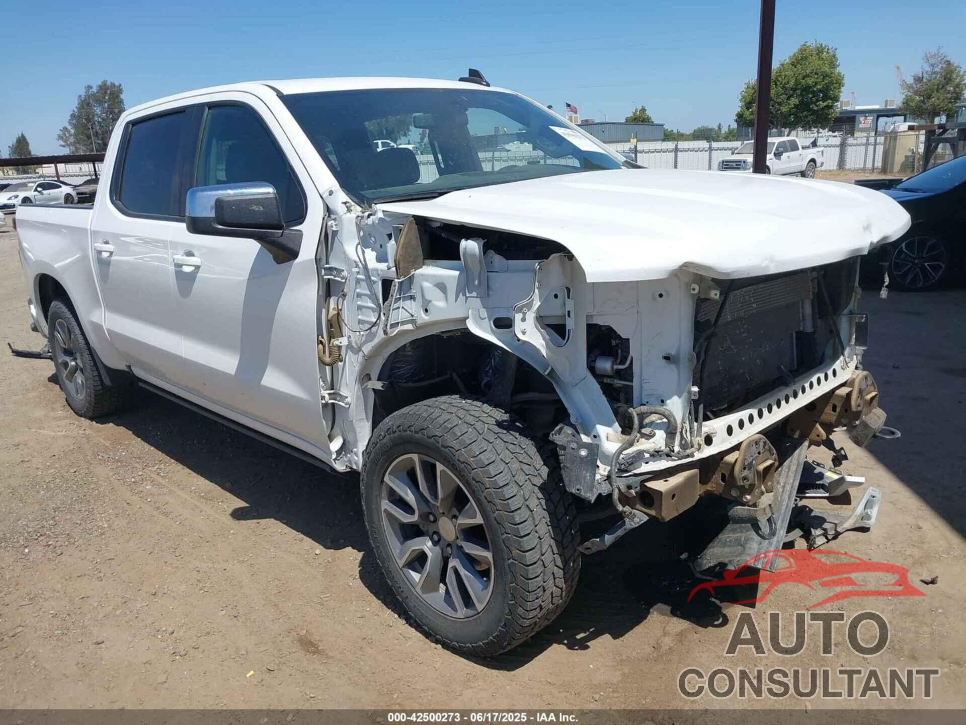 CHEVROLET SILVERADO 1500 2021 - 1GCUYDED5MZ255189