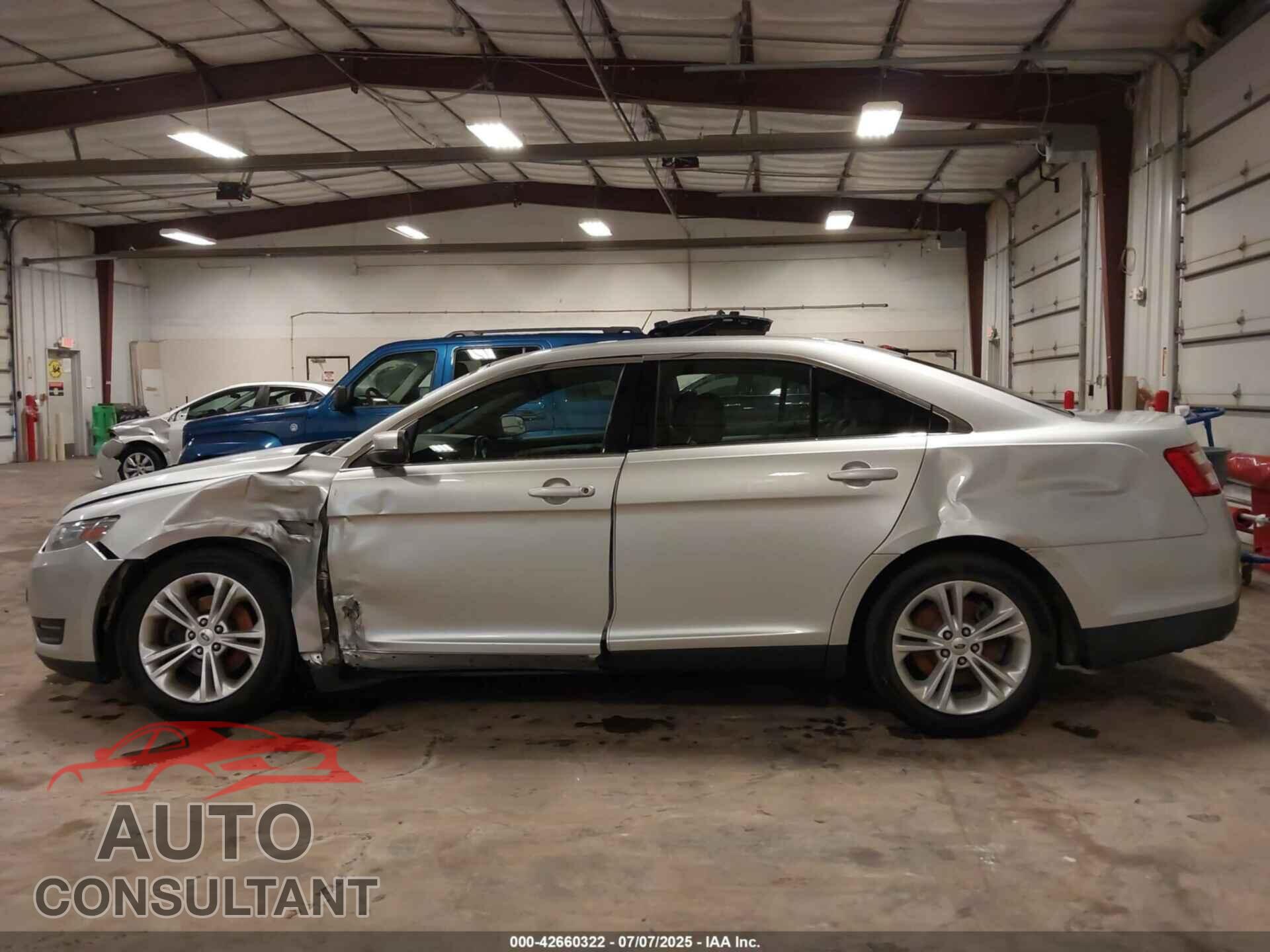 FORD TAURUS 2013 - 1FAHP2E85DG203980