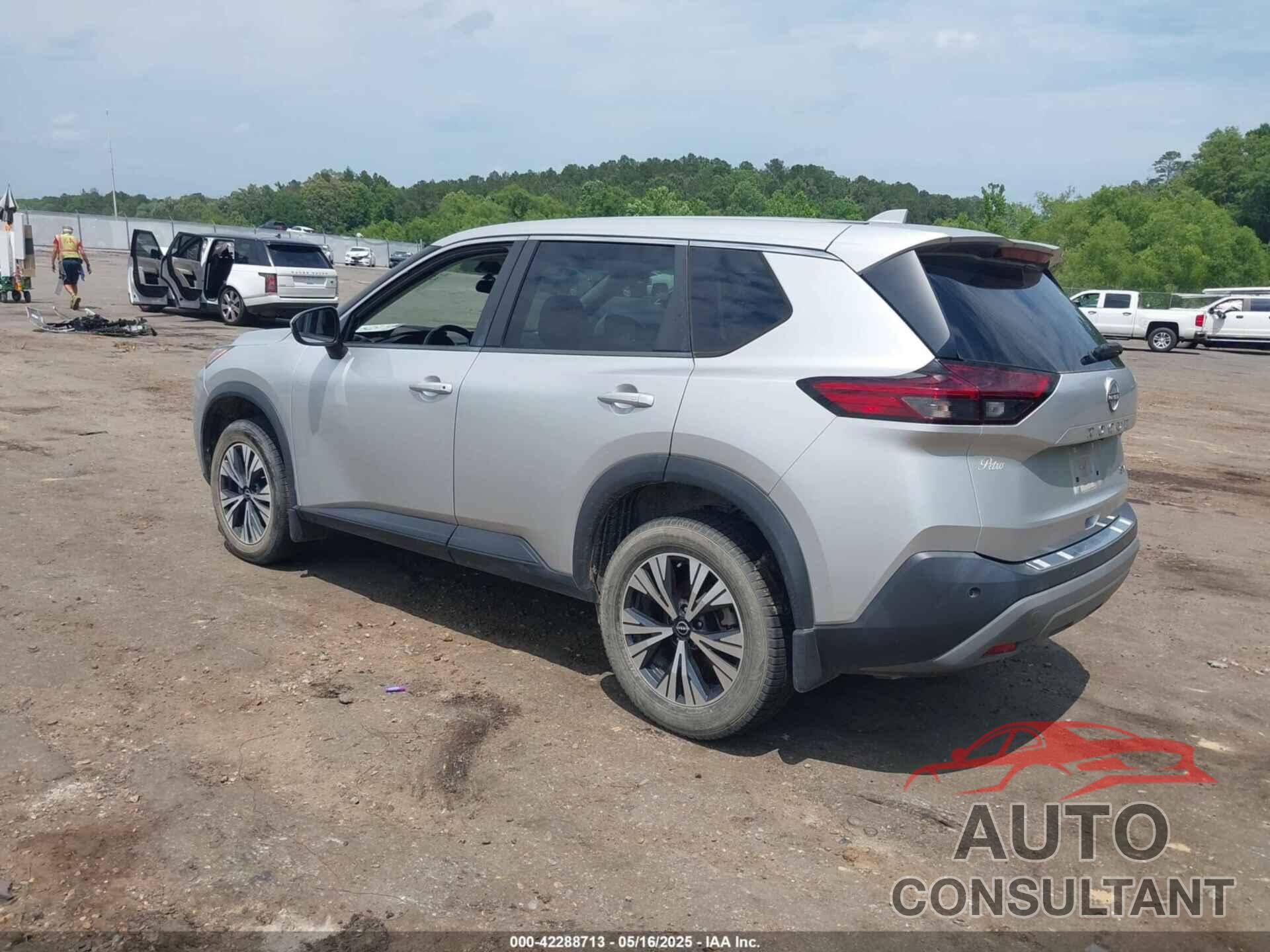 NISSAN ROGUE 2022 - 5N1BT3BA9NC687584