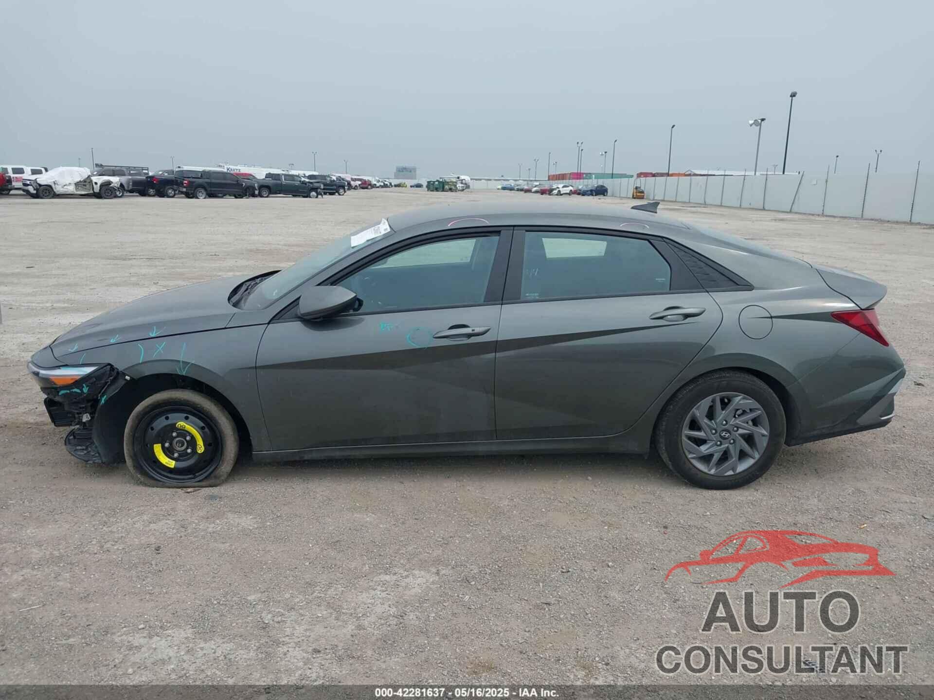 HYUNDAI ELANTRA 2024 - KMHLM4DG9RU831918