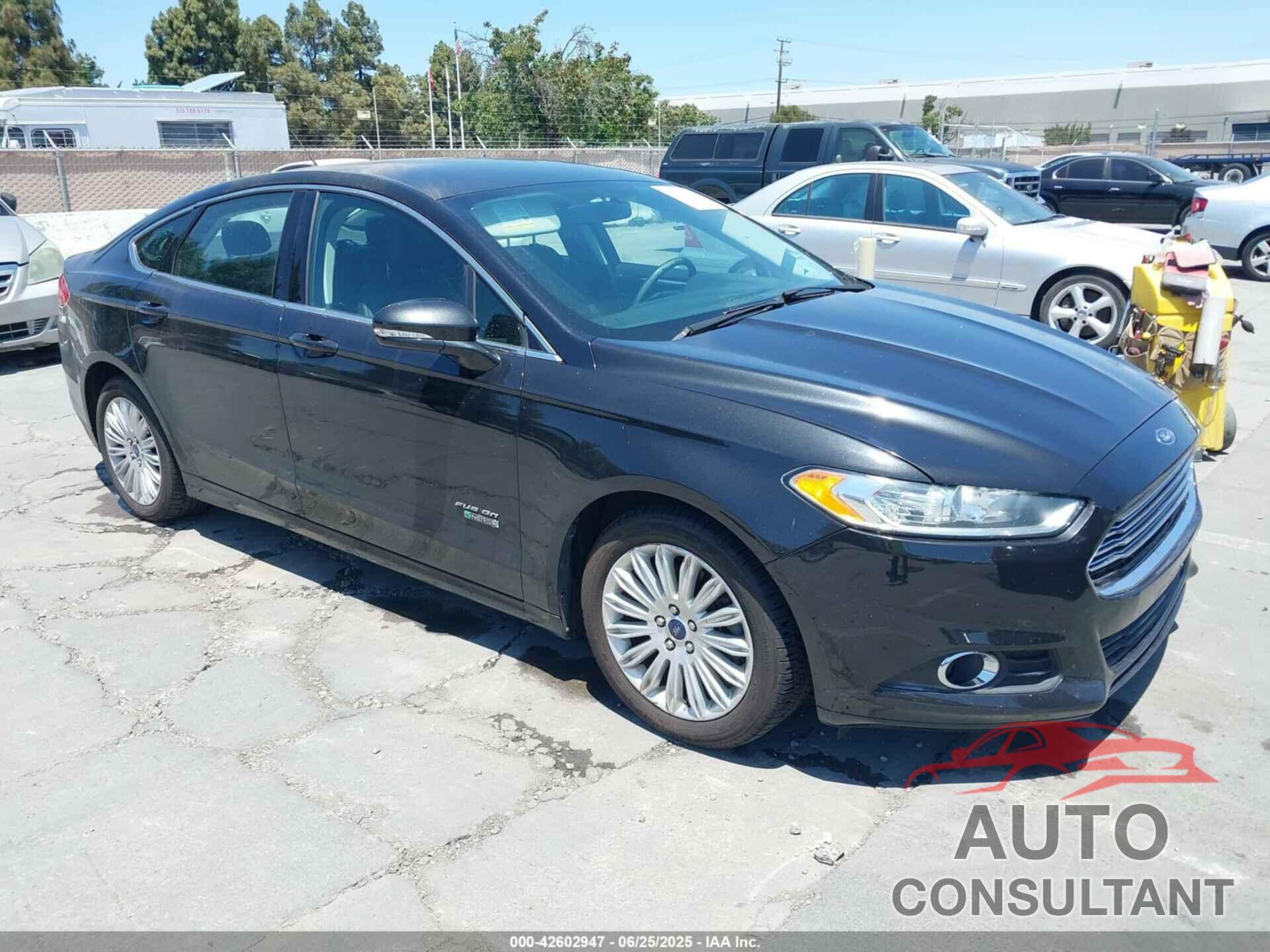 FORD FUSION ENERGI 2013 - 3FA6P0PUXDR386663