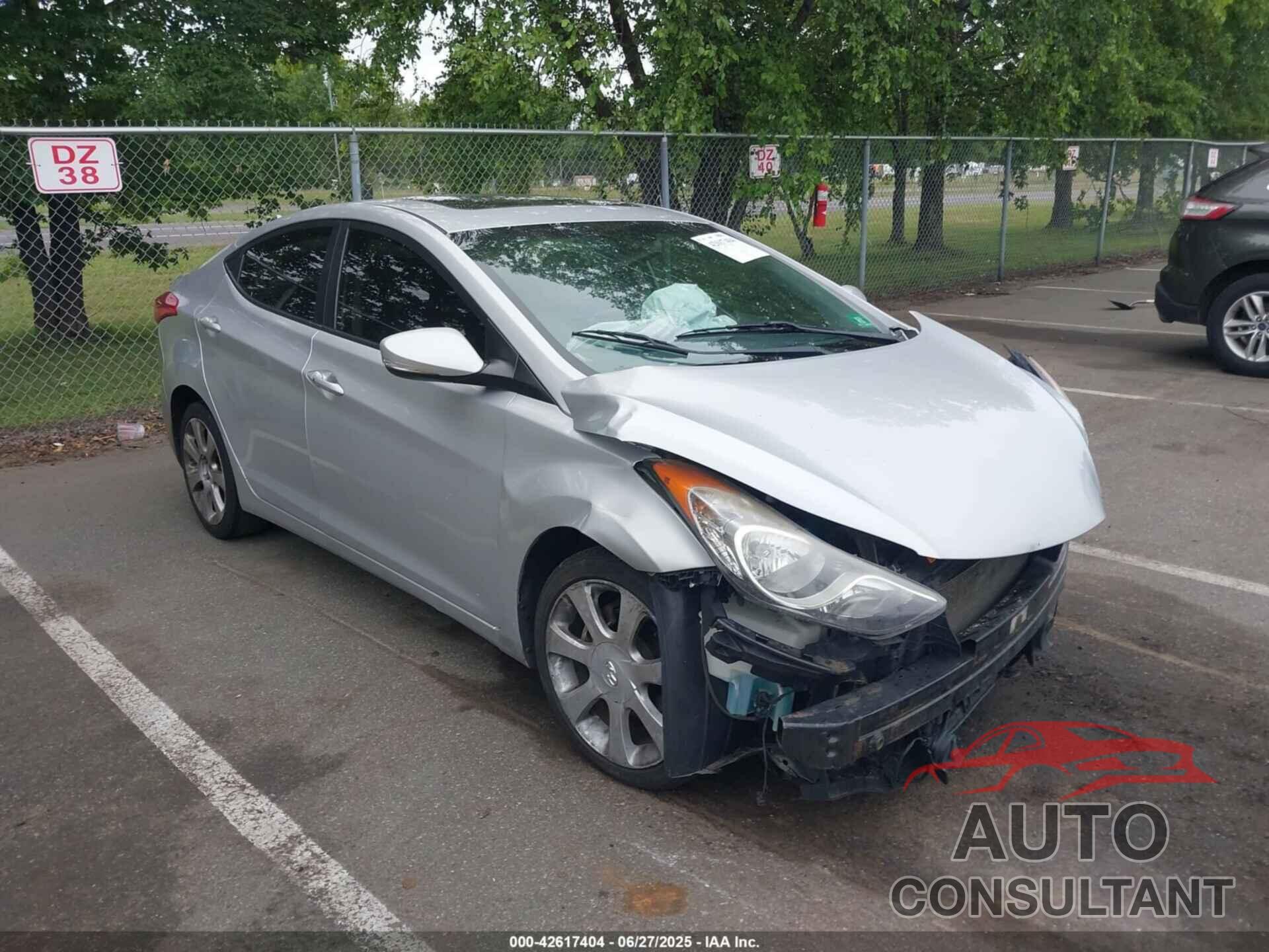 HYUNDAI ELANTRA 2012 - KMHDH4AE5CU338336