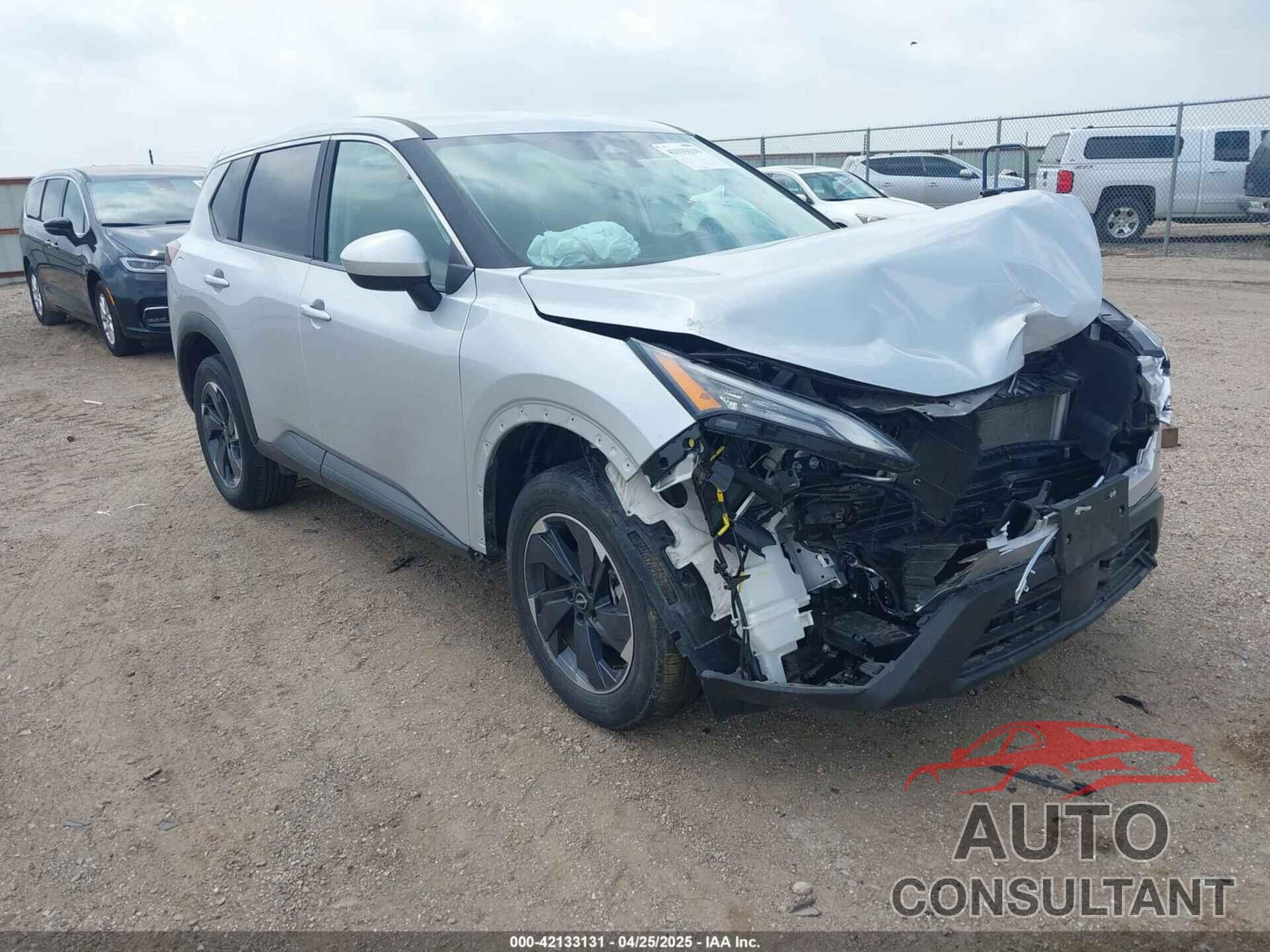 NISSAN ROGUE 2024 - 5N1BT3BA8RC677554